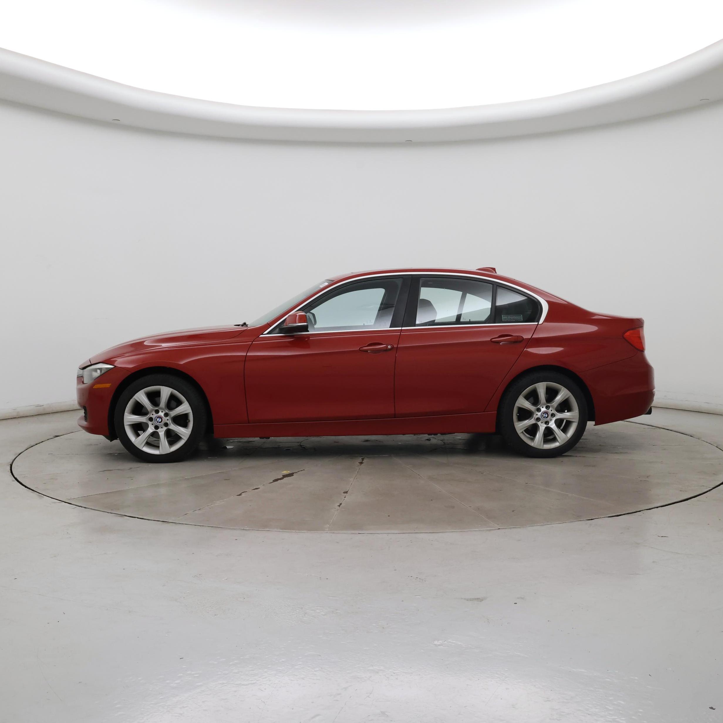 Thumbnail: 2015 BMW 3 Series - 3