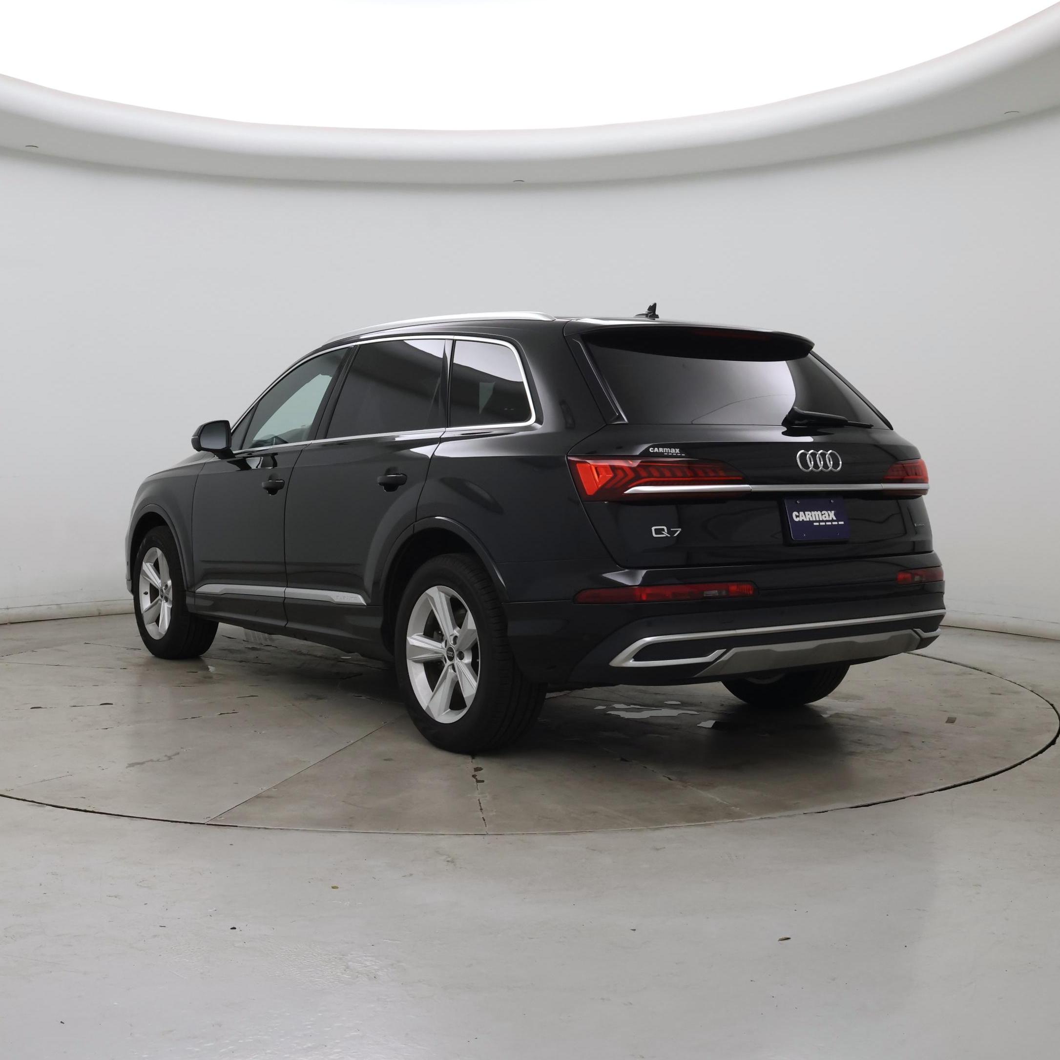 Thumbnail: 2023 Audi Q7 - 2