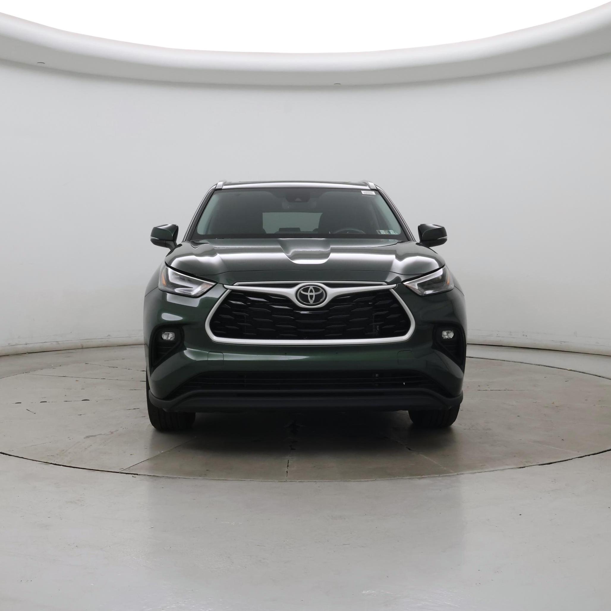 Thumbnail: 2023 Toyota Highlander - 5