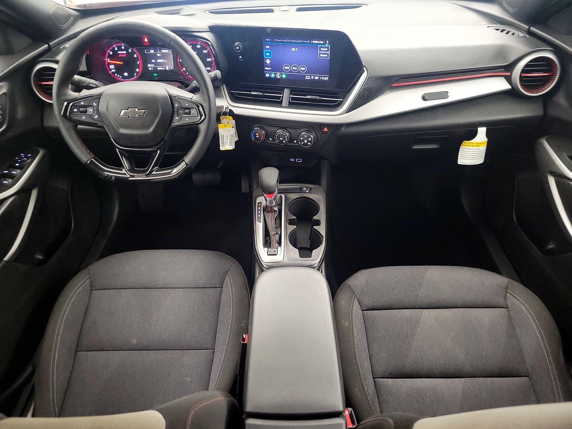 Thumbnail: 2024 Chevrolet Trax - 9