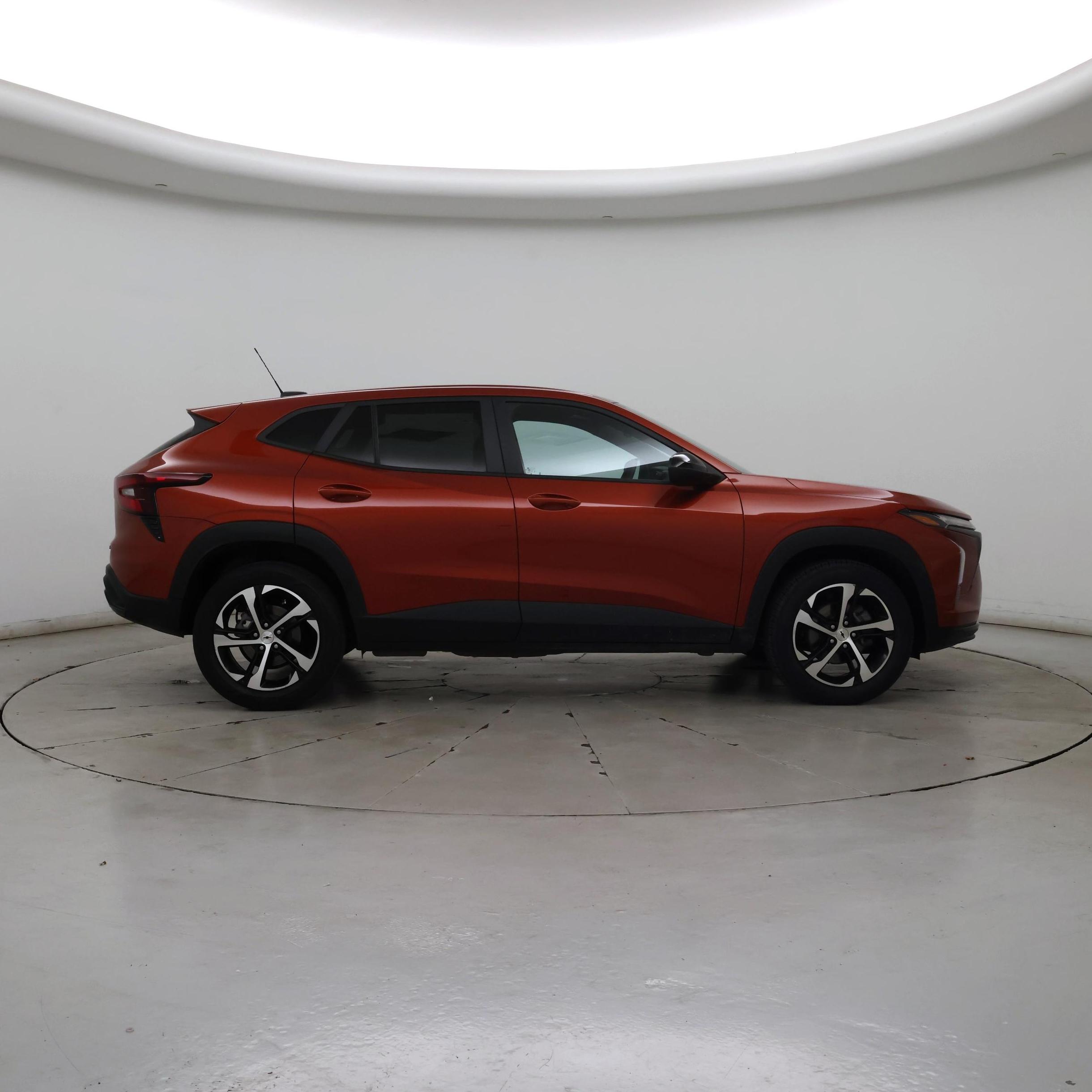 Thumbnail: 2024 Chevrolet Trax - 7