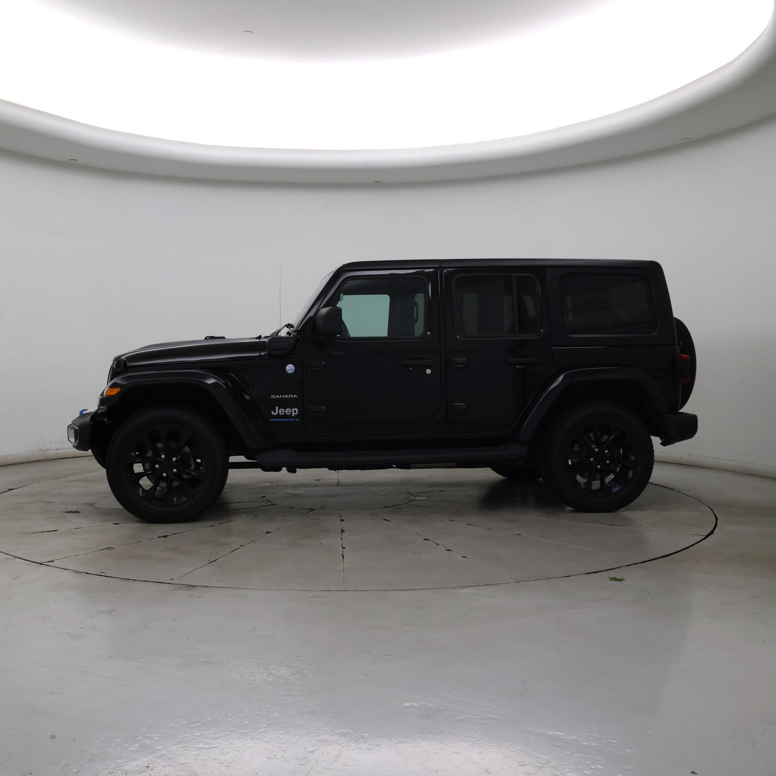 Thumbnail: 2023 Jeep Wrangler - 3