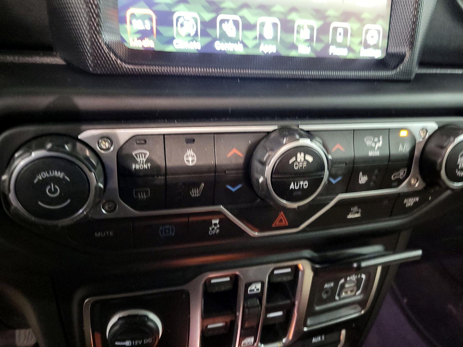 2023 Jeep Wrangler 4xe Sahara 4XE - Photo 18