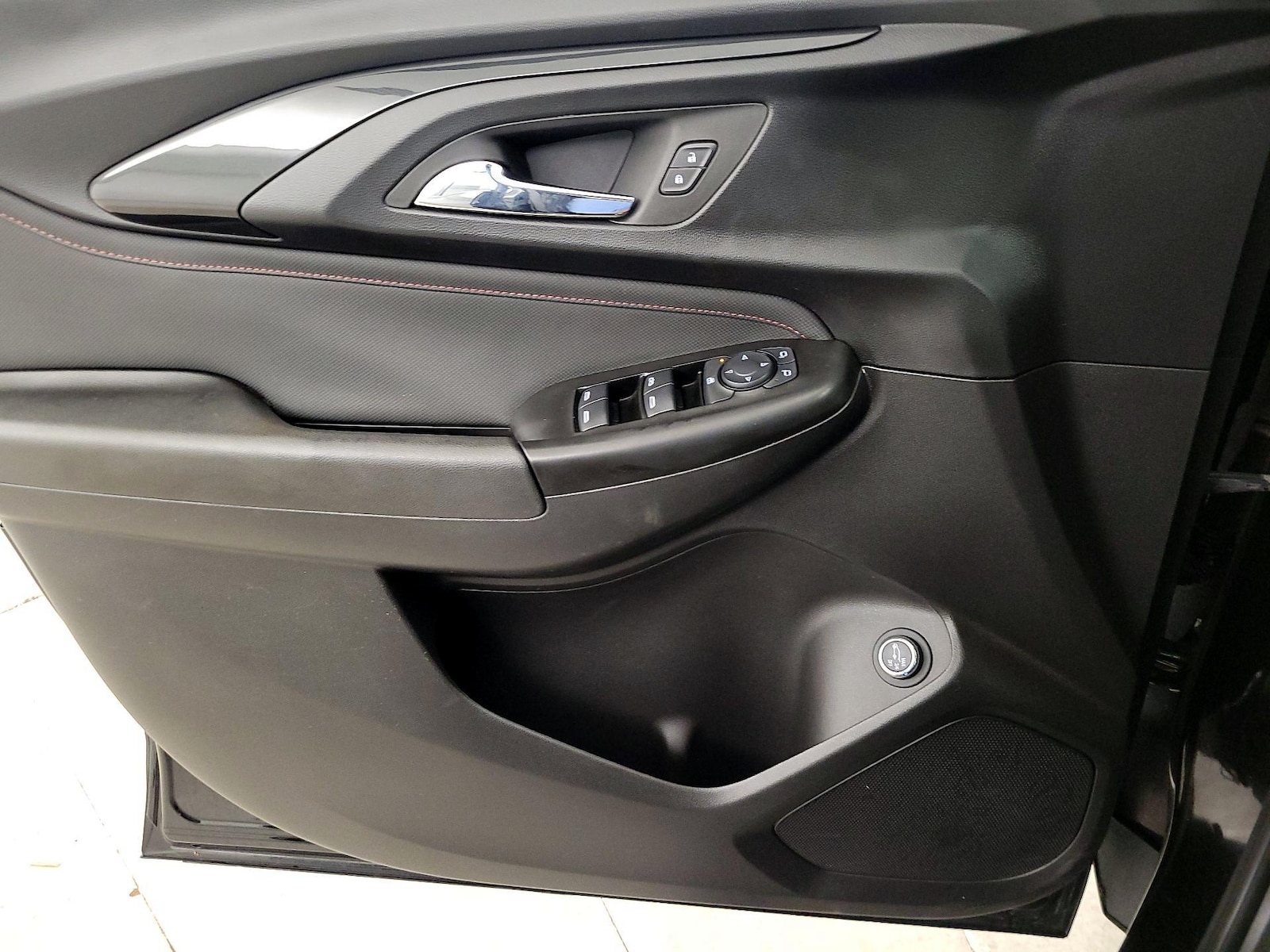 2023 Chevrolet TrailBlazer RS - Photo 13