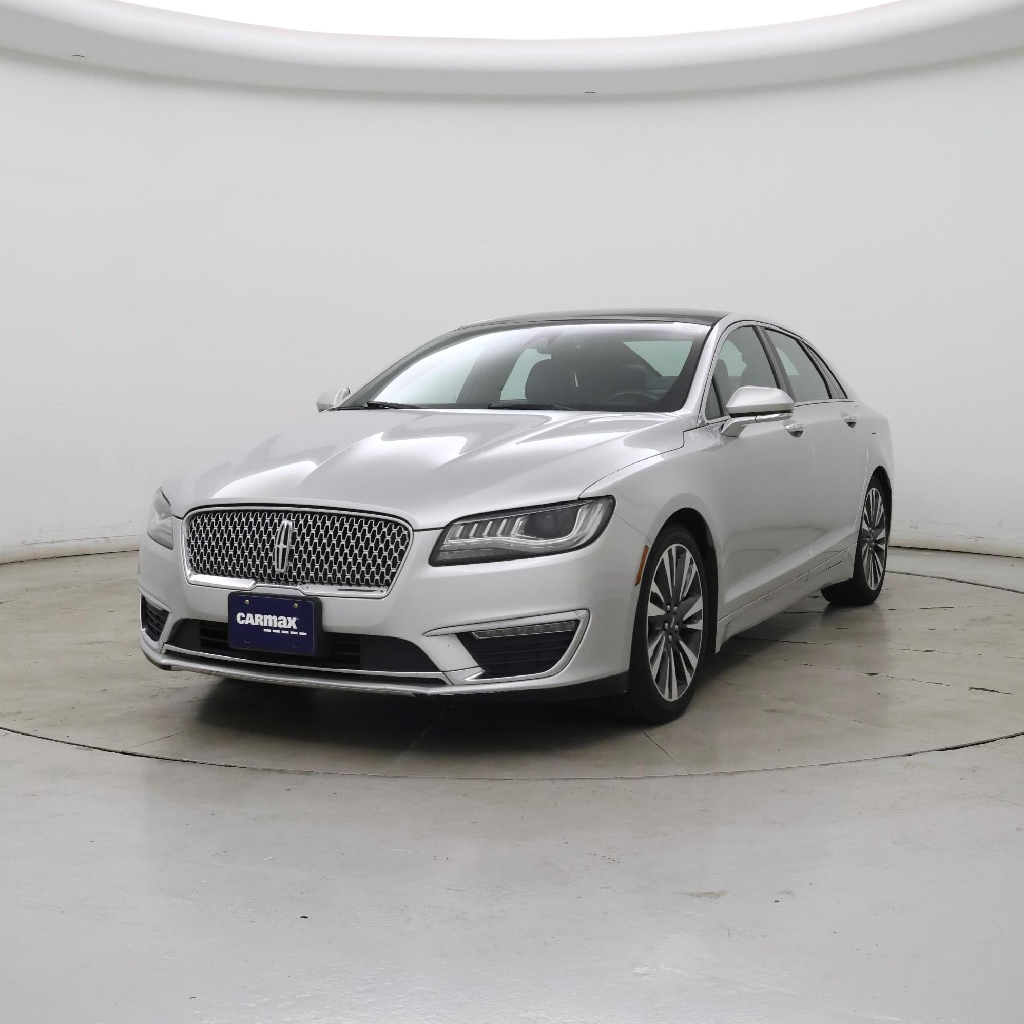 Thumbnail: 2017 Lincoln MKZ - 4