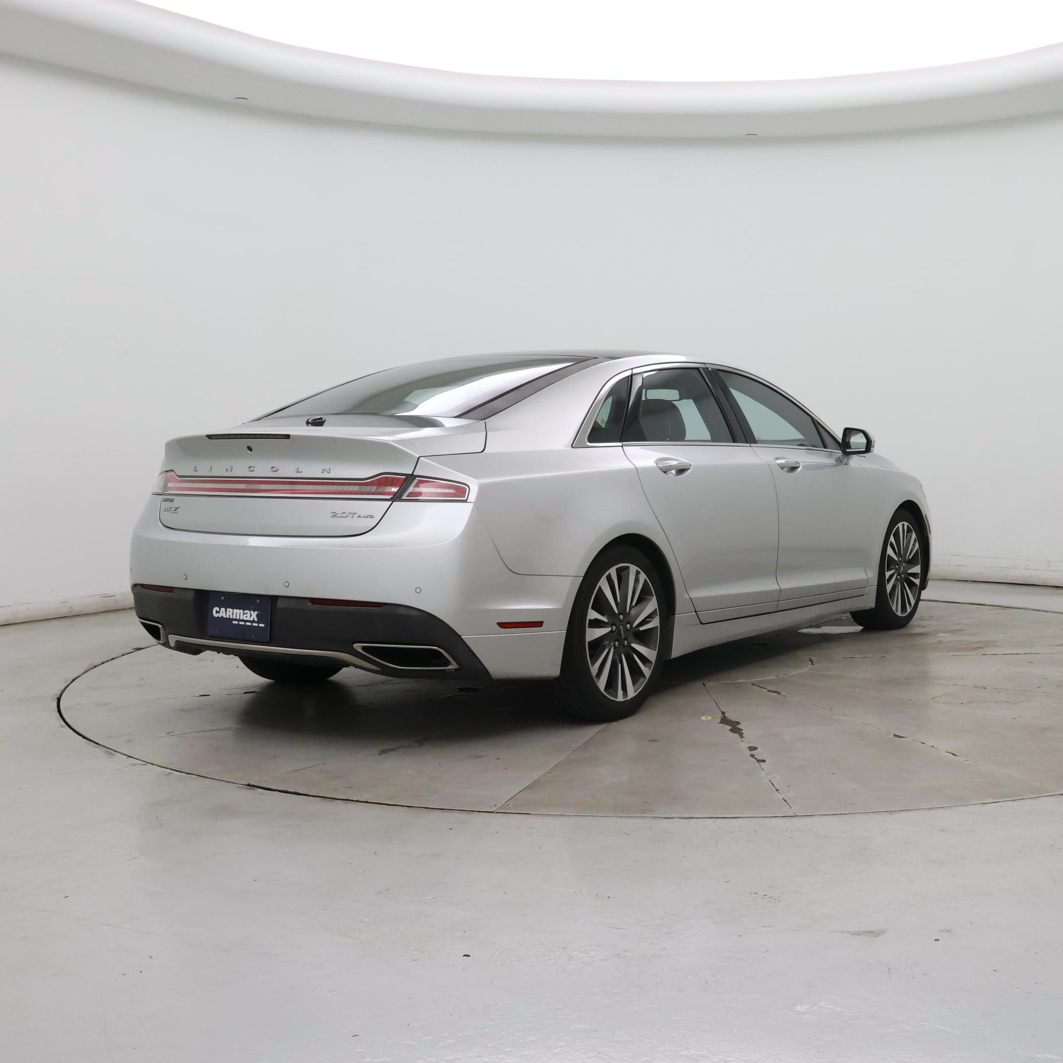 Thumbnail: 2017 Lincoln MKZ - 8