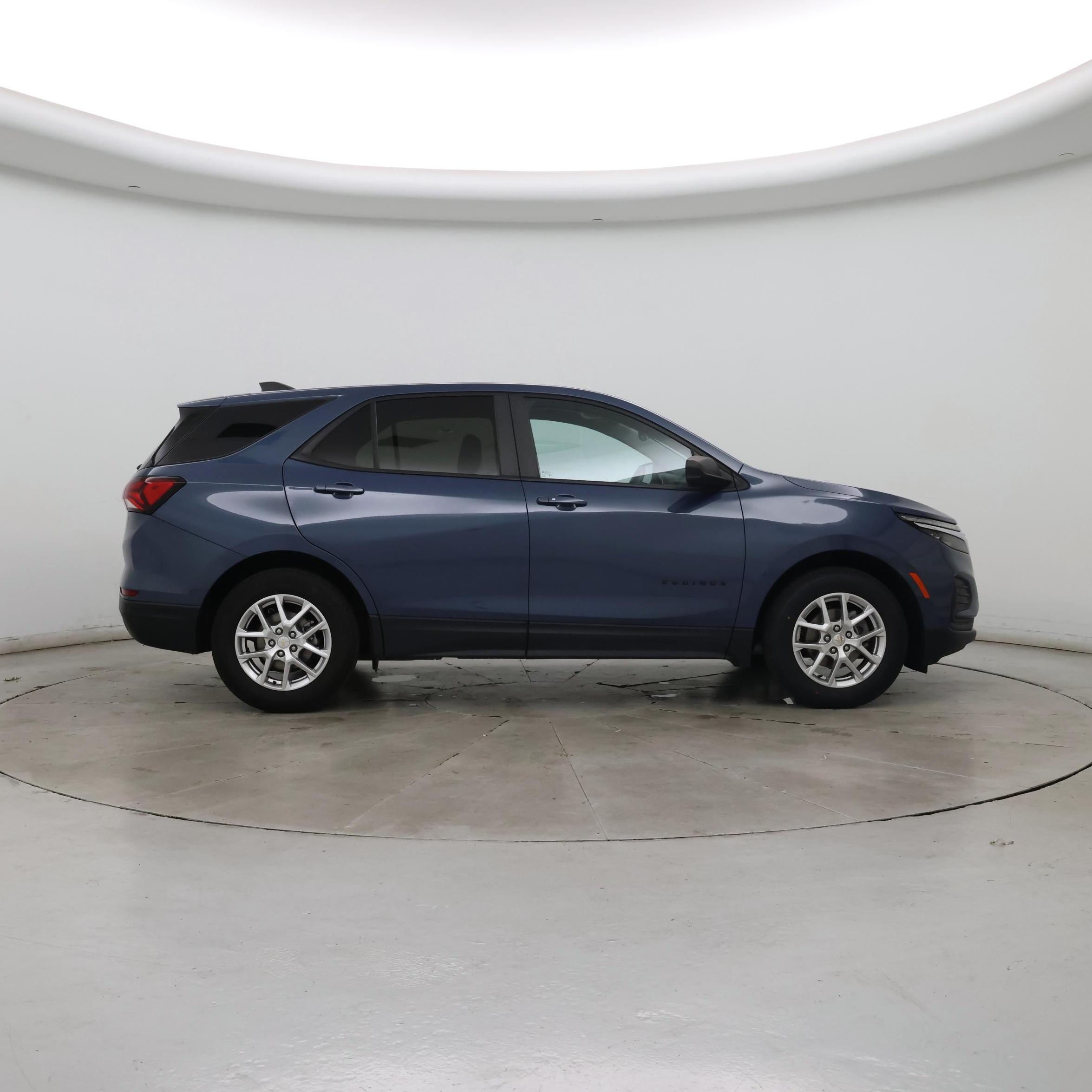 Thumbnail: 2024 Chevrolet Equinox - 7