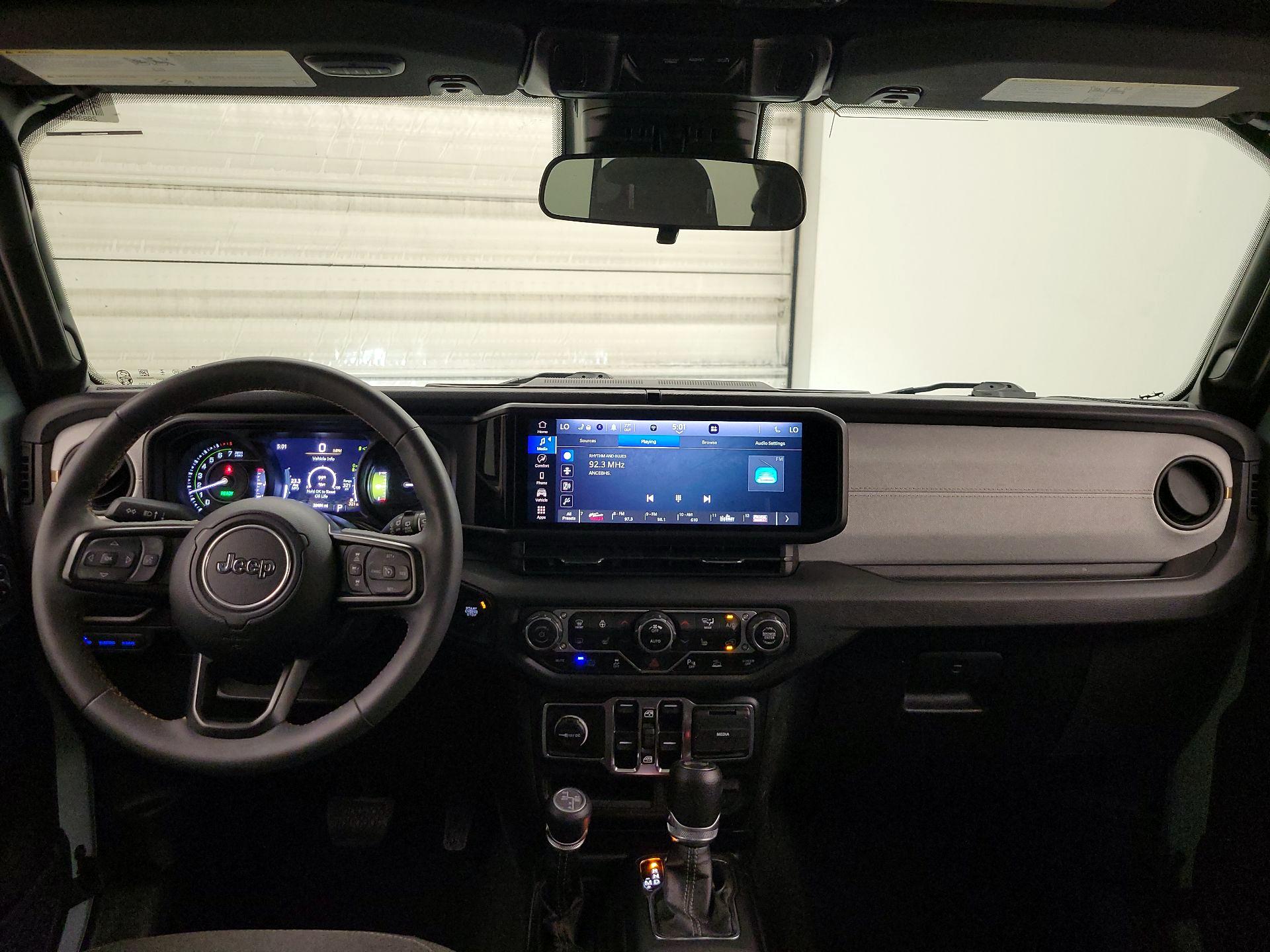 Thumbnail: 2024 Jeep Wrangler - 9