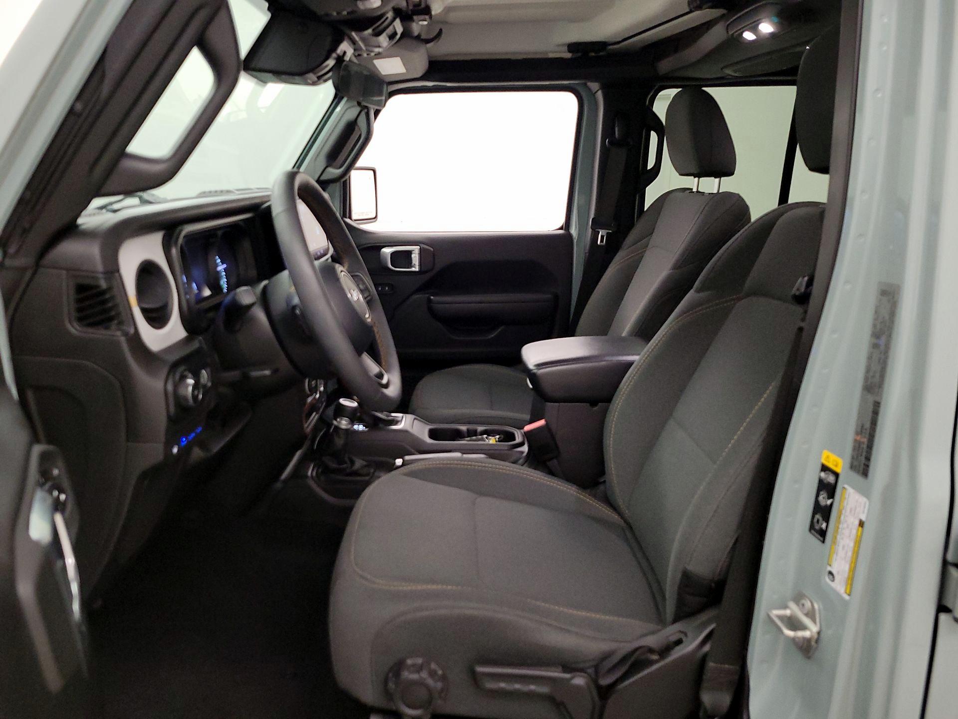 Thumbnail: 2024 Jeep Wrangler - 11