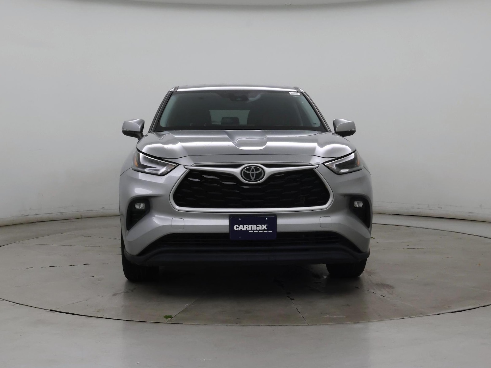 2021 Toyota Highlander LE - Photo 6