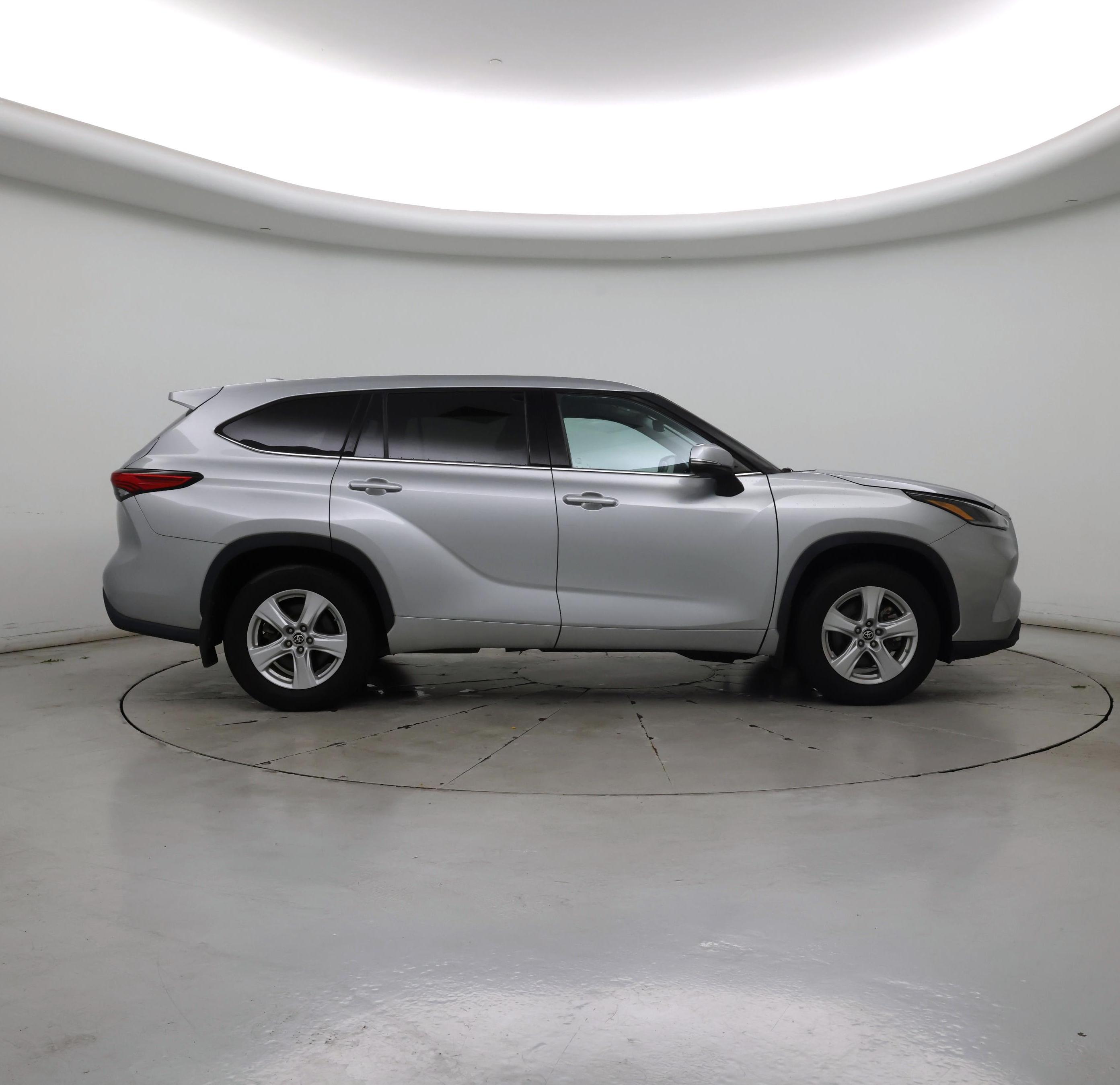 Thumbnail: 2021 Toyota Highlander - 7