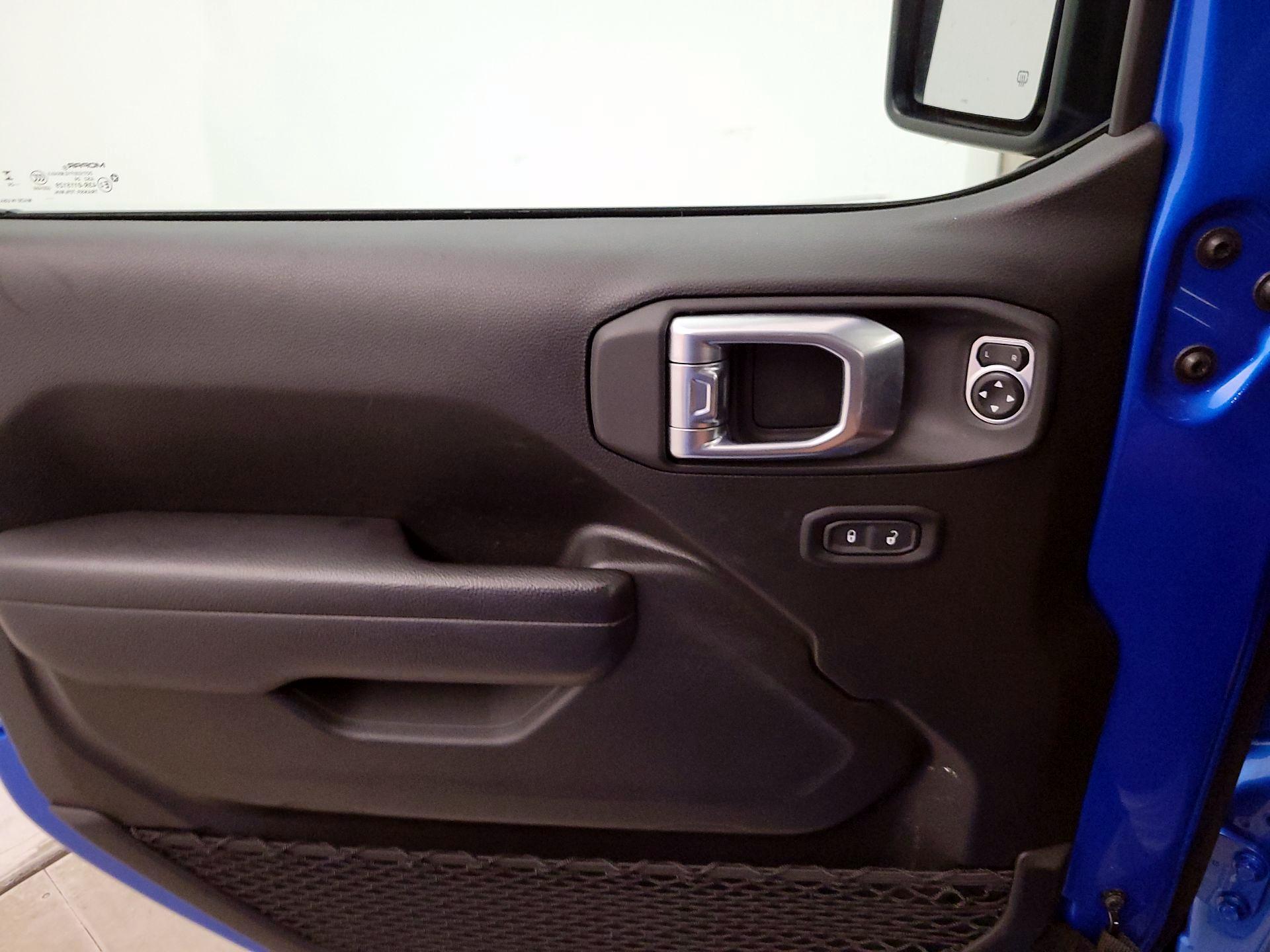 Thumbnail: 2024 Jeep Wrangler - 12