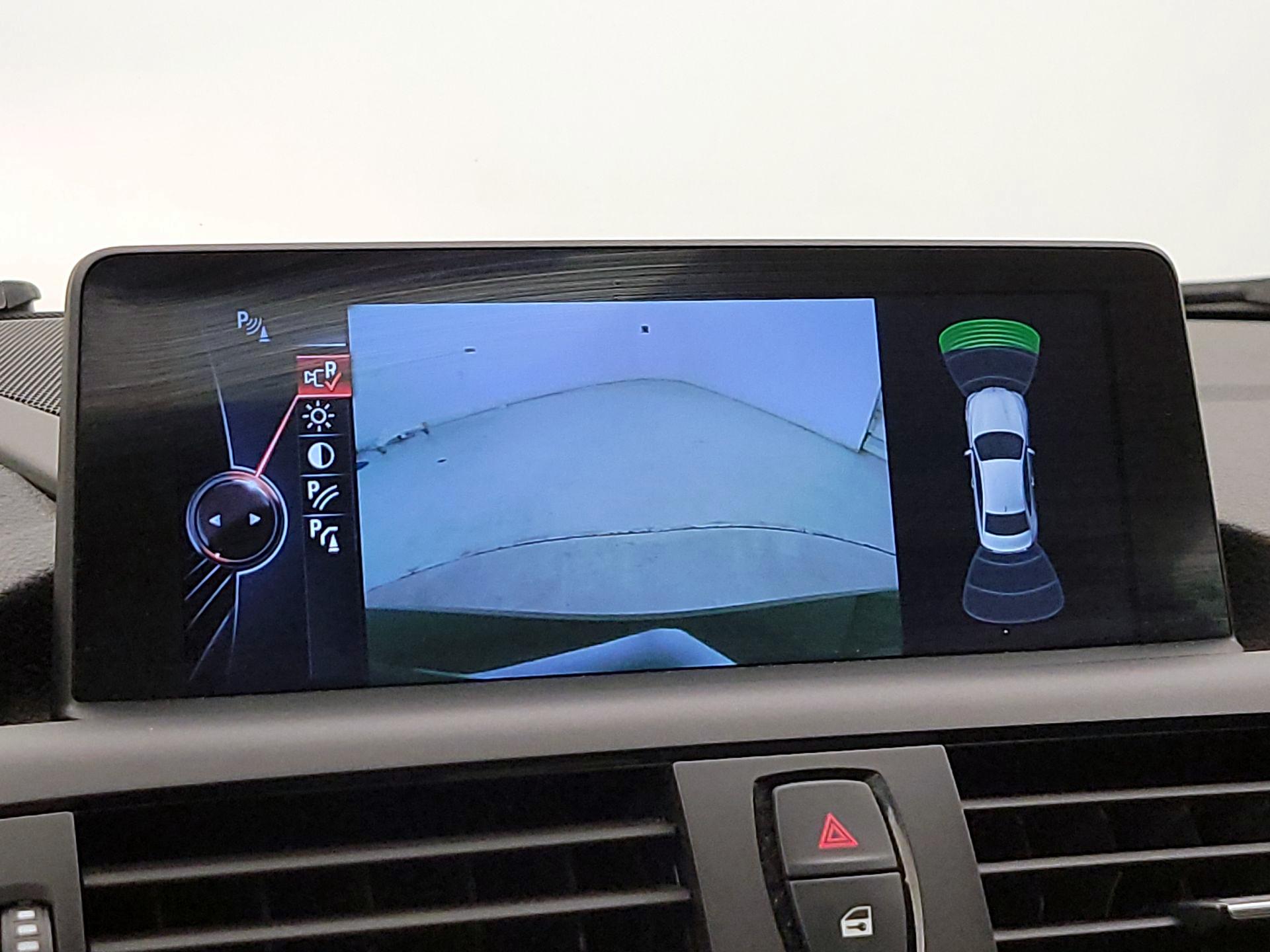 Thumbnail: 2015 BMW 2 Series - 15
