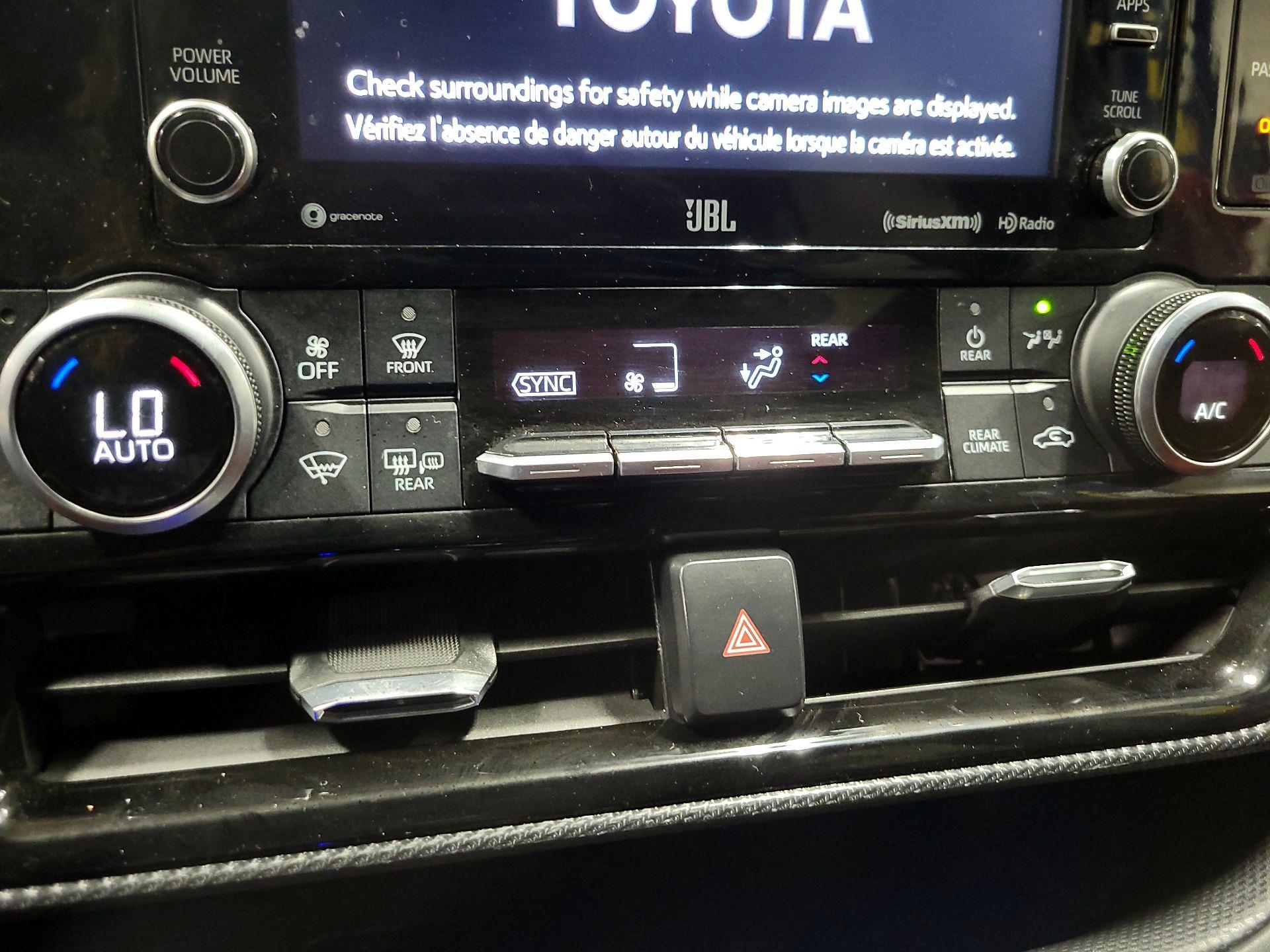 Thumbnail: 2021 Toyota Highlander - 16