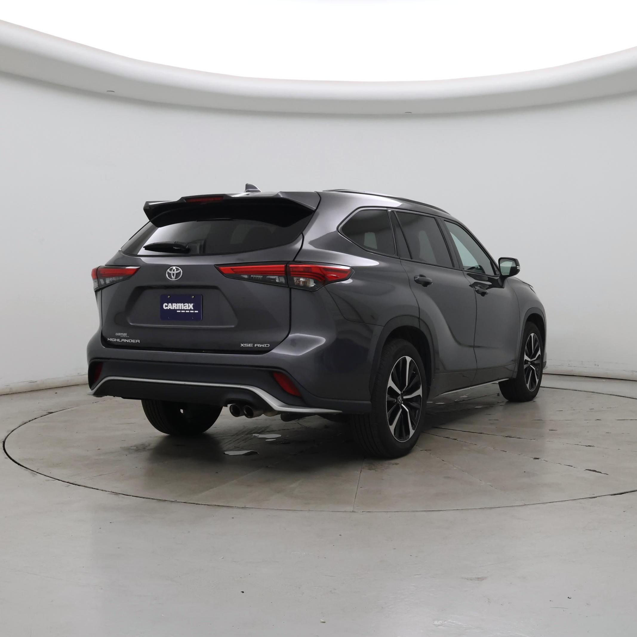 Thumbnail: 2021 Toyota Highlander - 8