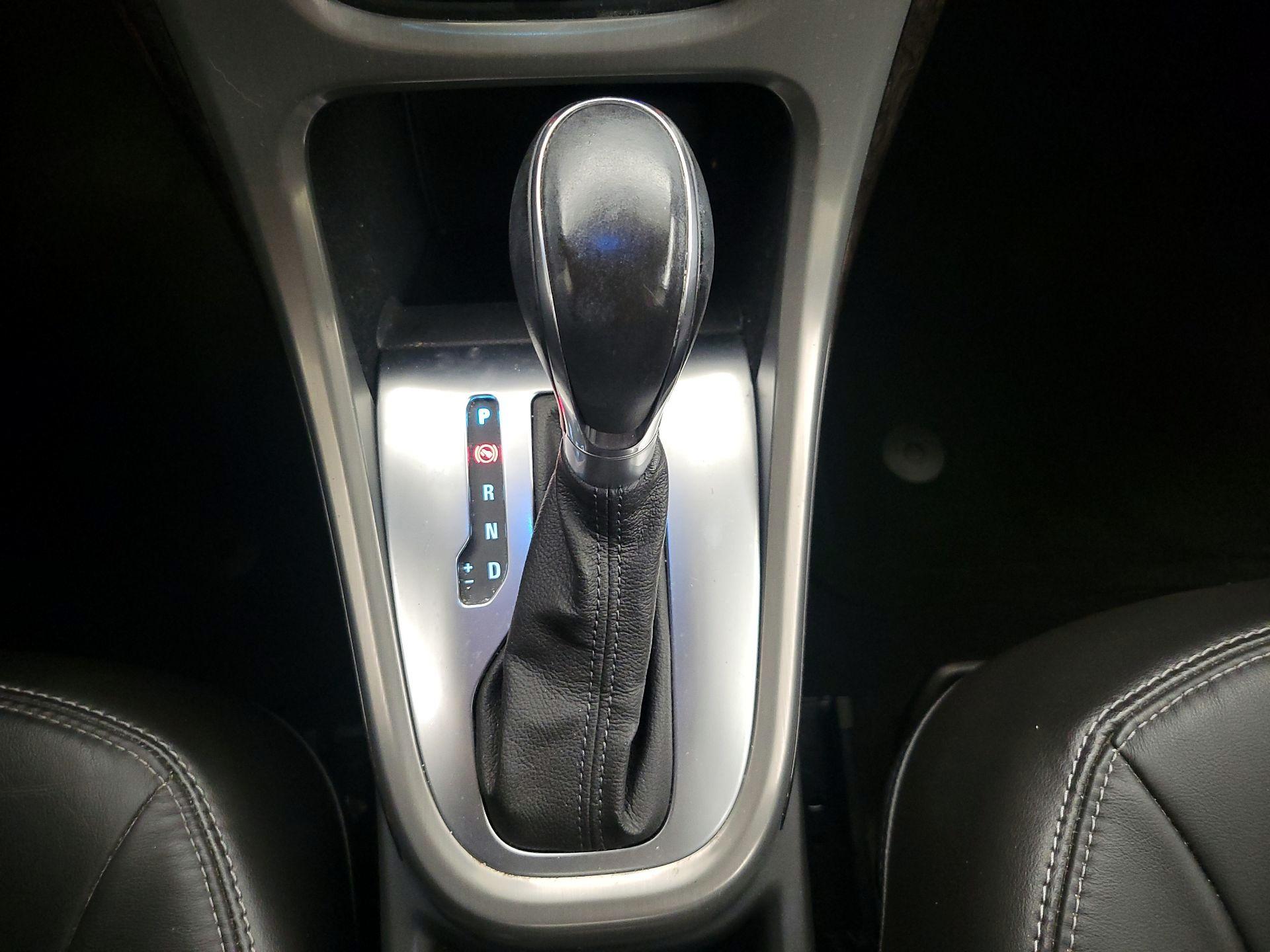 Thumbnail: 2015 Buick Verano - 17