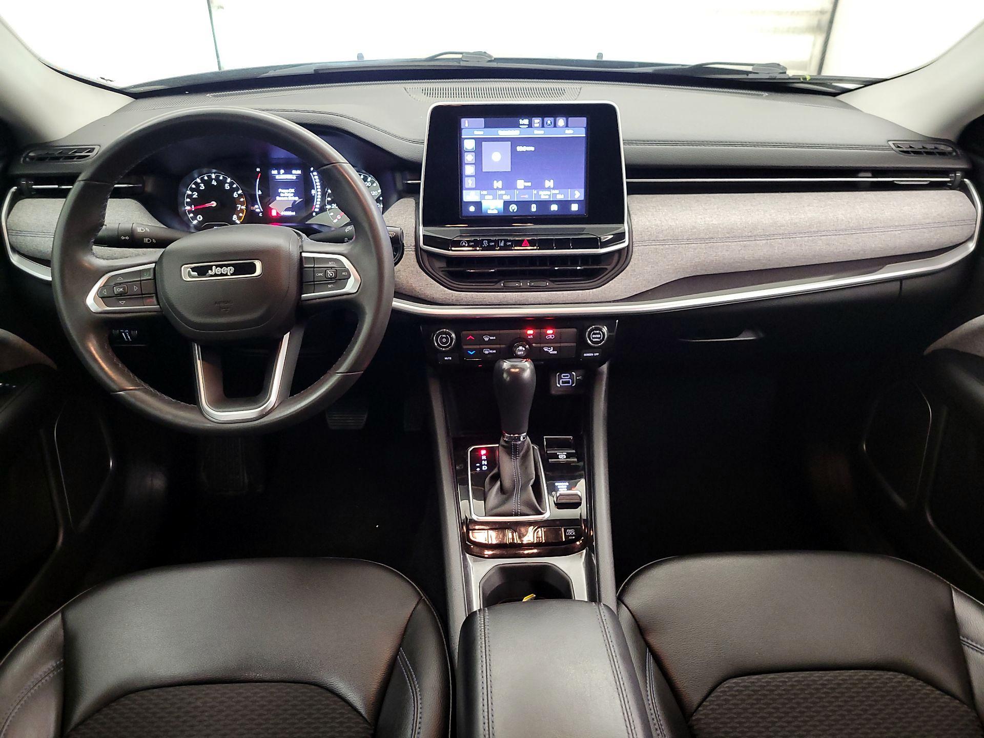 Thumbnail: 2022 Jeep Compass - 9