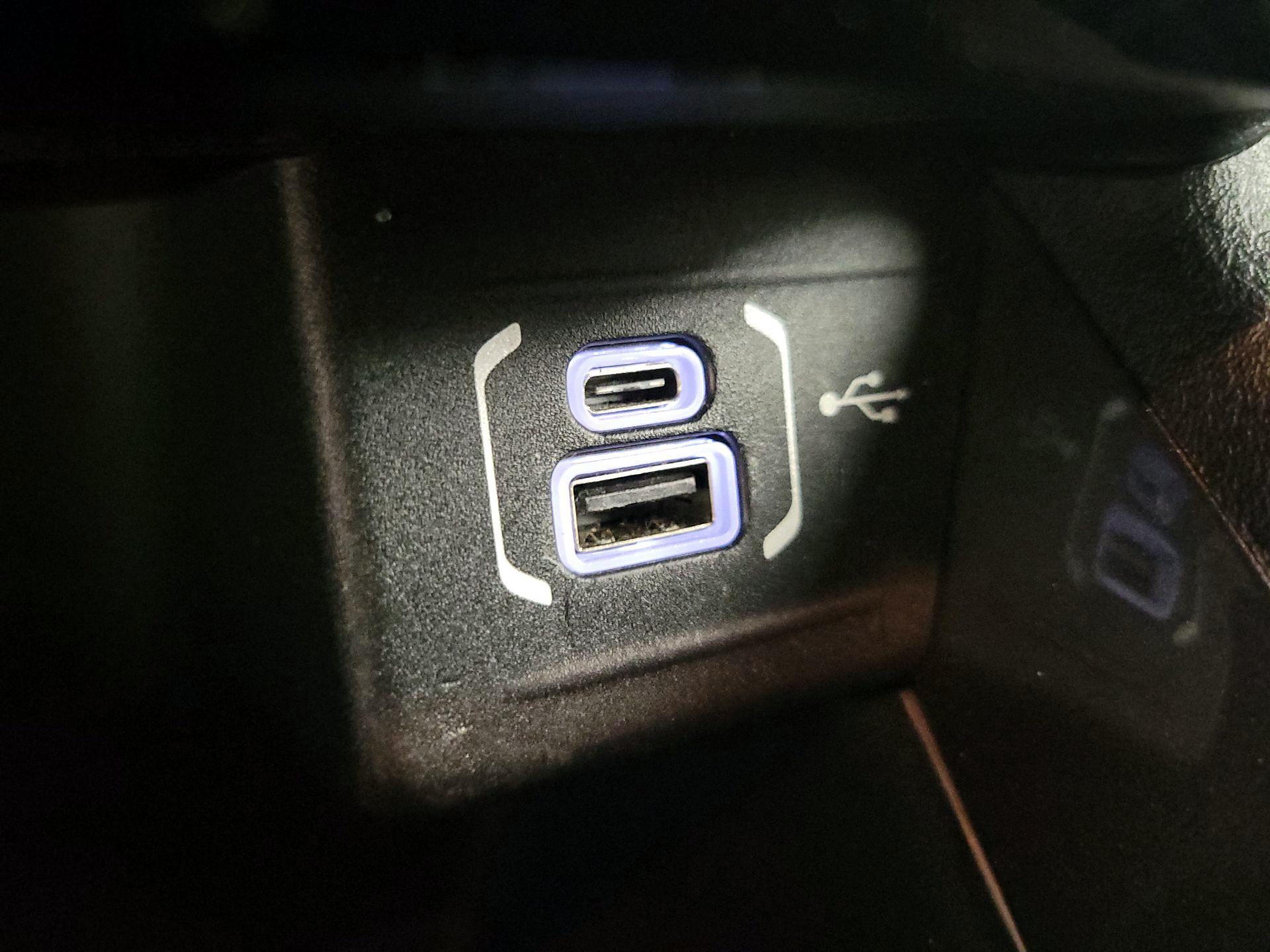 Thumbnail: 2022 Jeep Compass - 18