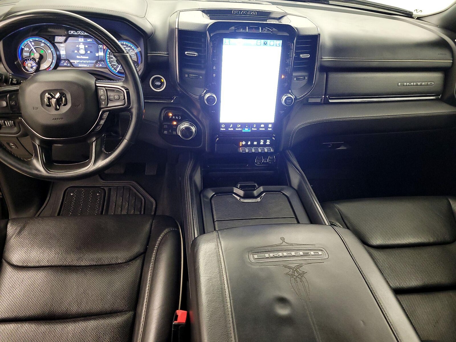 Apple CarPlay® & Android Auto™