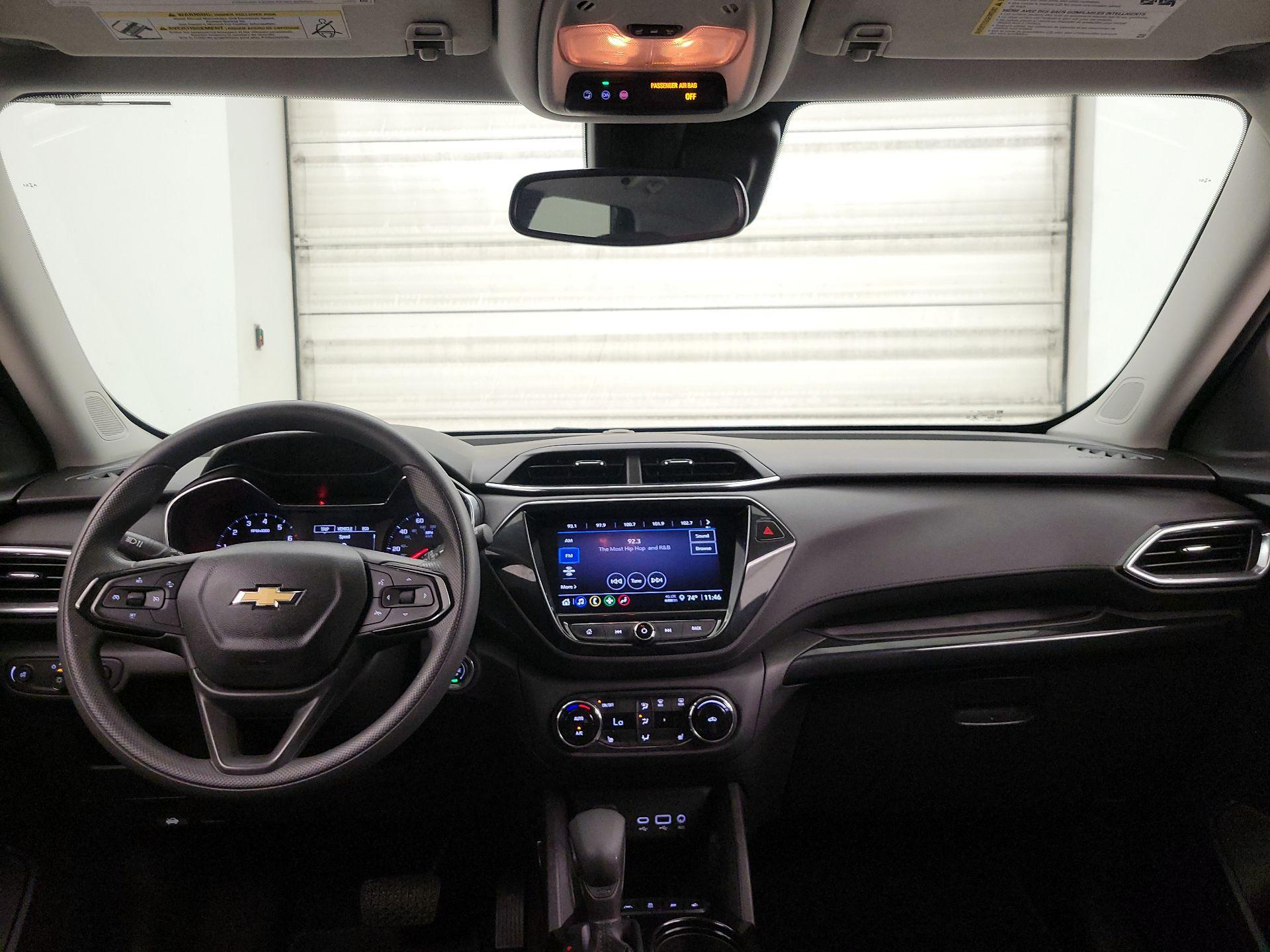 Thumbnail: 2023 Chevrolet TrailBlazer - 9