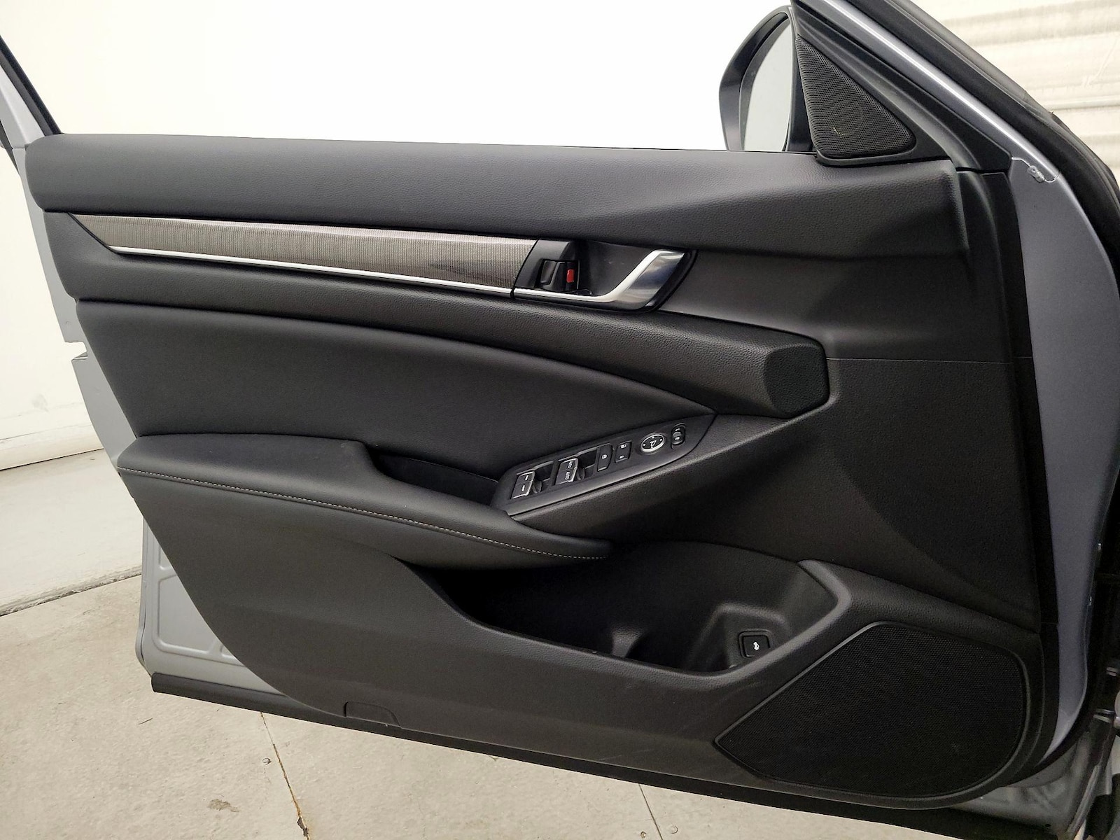 2022 Honda Accord Sport - Photo 13