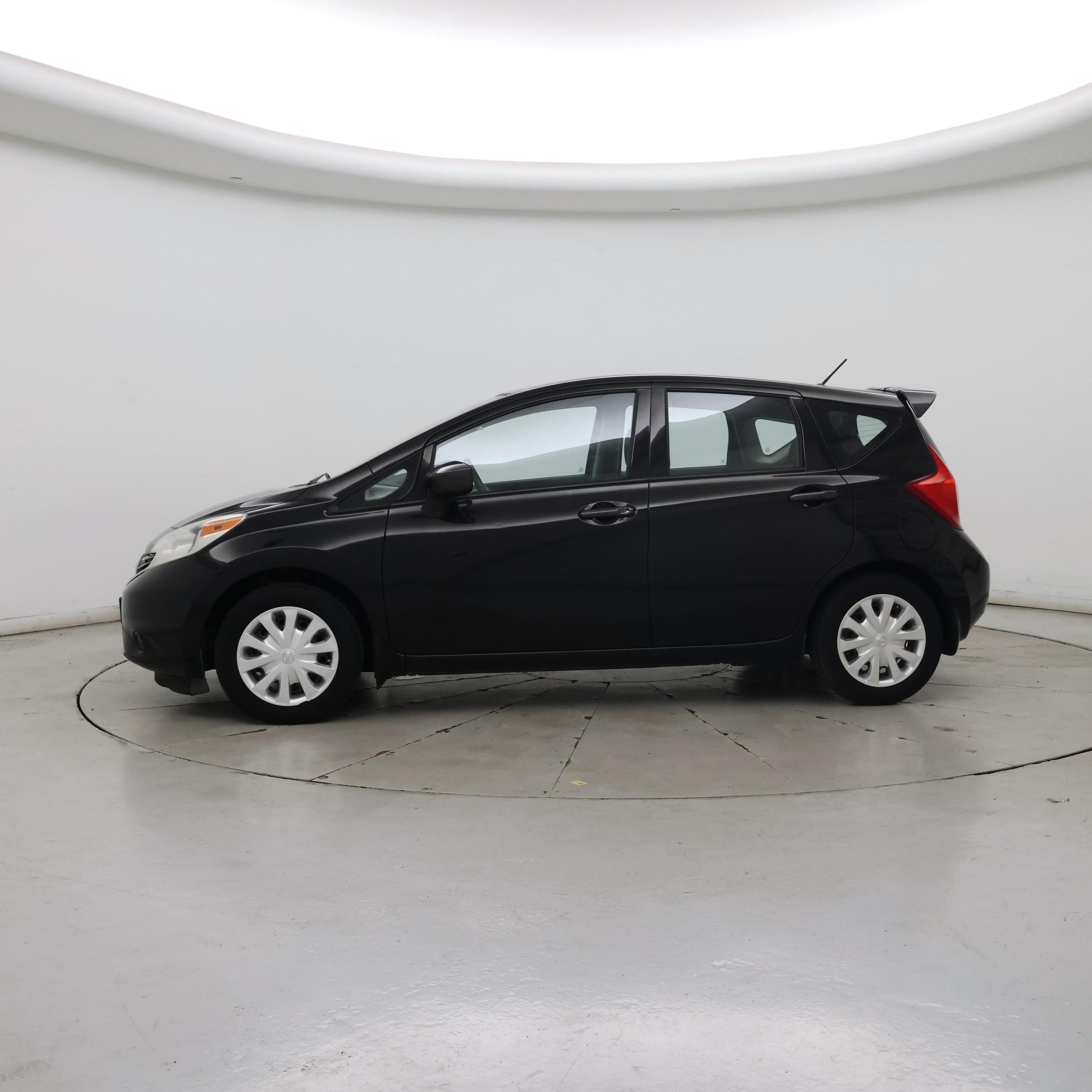 Thumbnail: 2015 Nissan Versa Note - 3