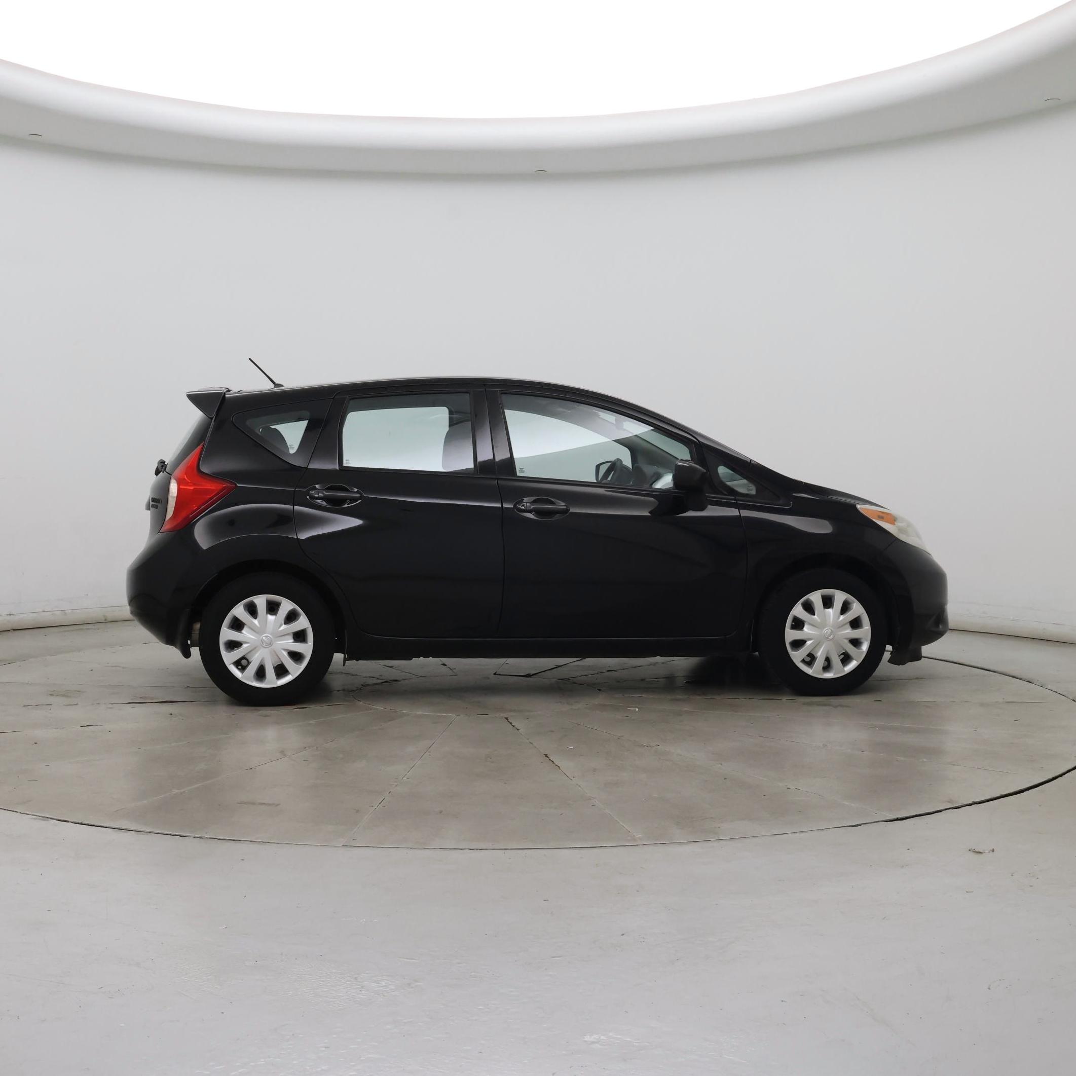 Thumbnail: 2015 Nissan Versa Note - 7