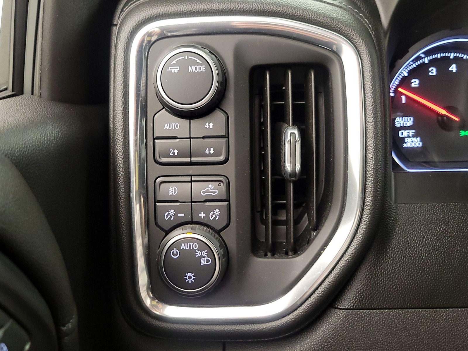 2021 Chevrolet Silverado 1500 LT Trail Boss - Photo 14