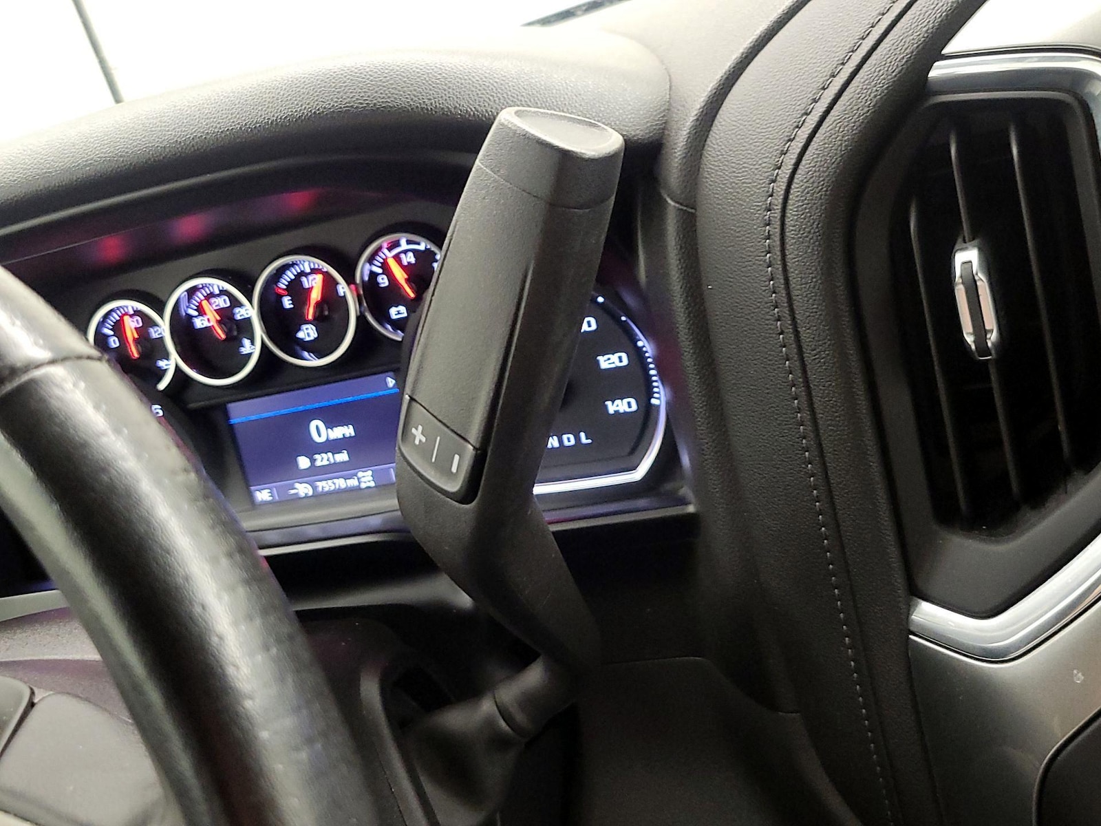2021 Chevrolet Silverado 1500 LT Trail Boss - Photo 18