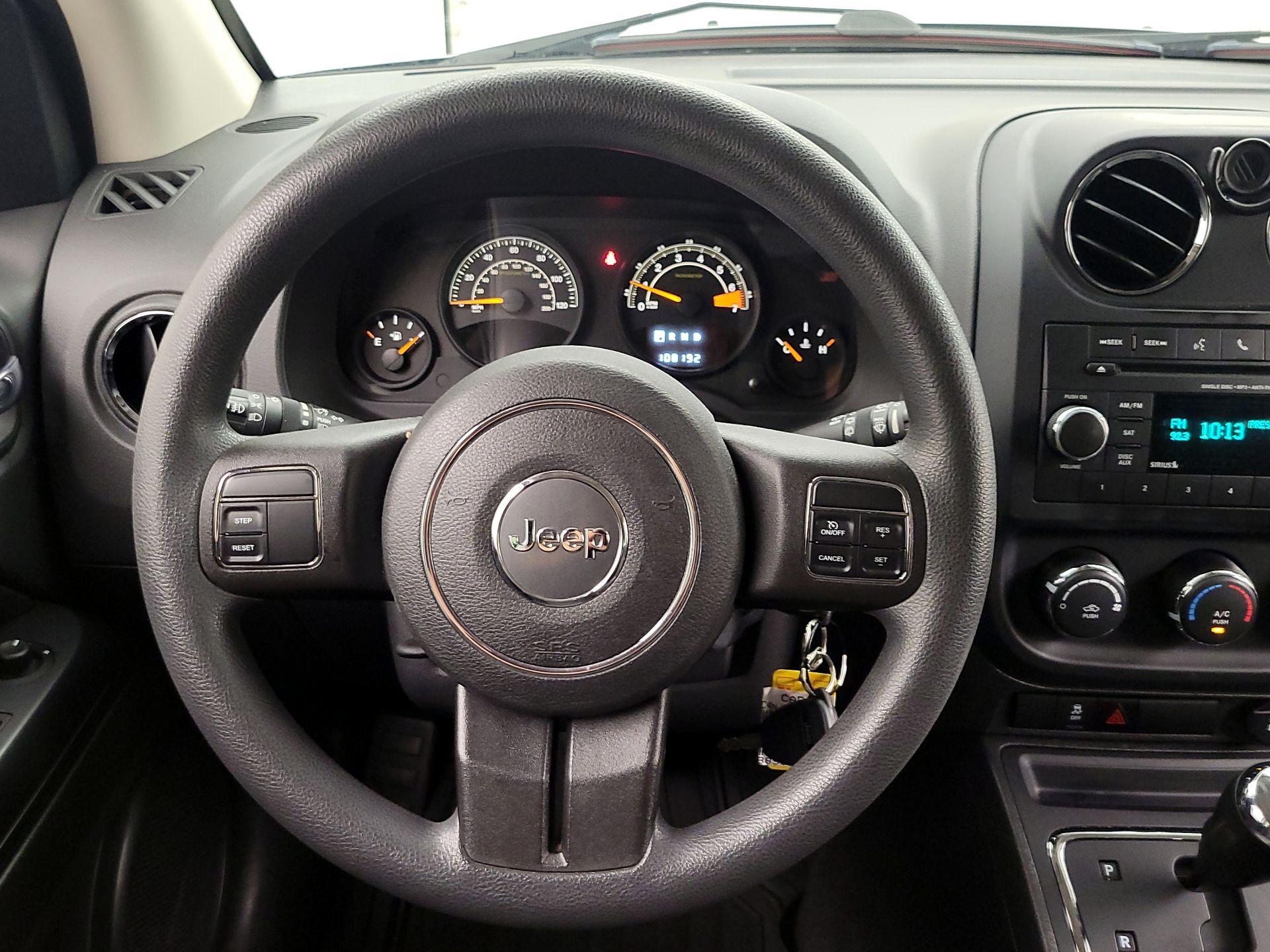 Thumbnail: 2014 Jeep Compass - 10