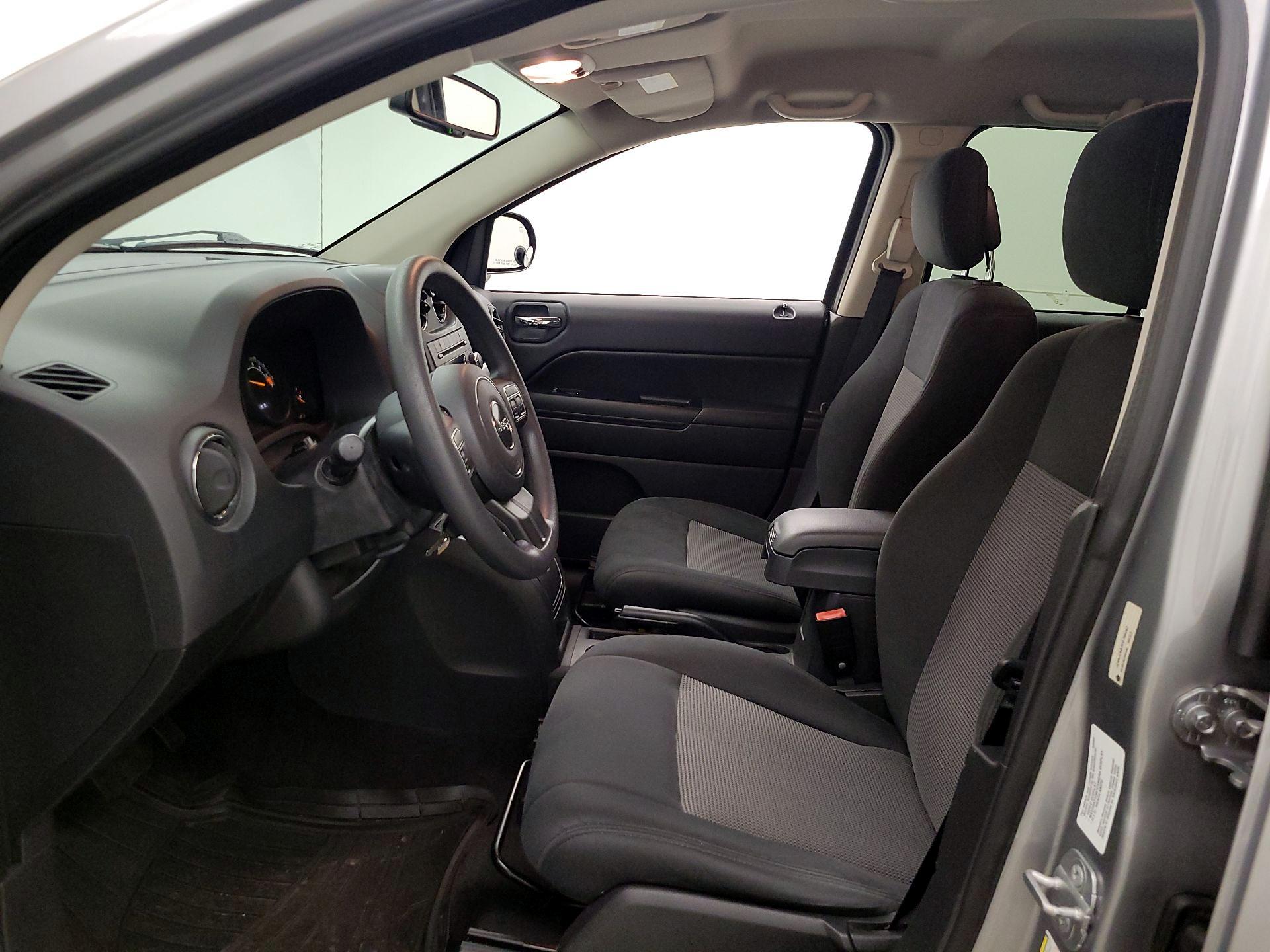 Thumbnail: 2014 Jeep Compass - 11