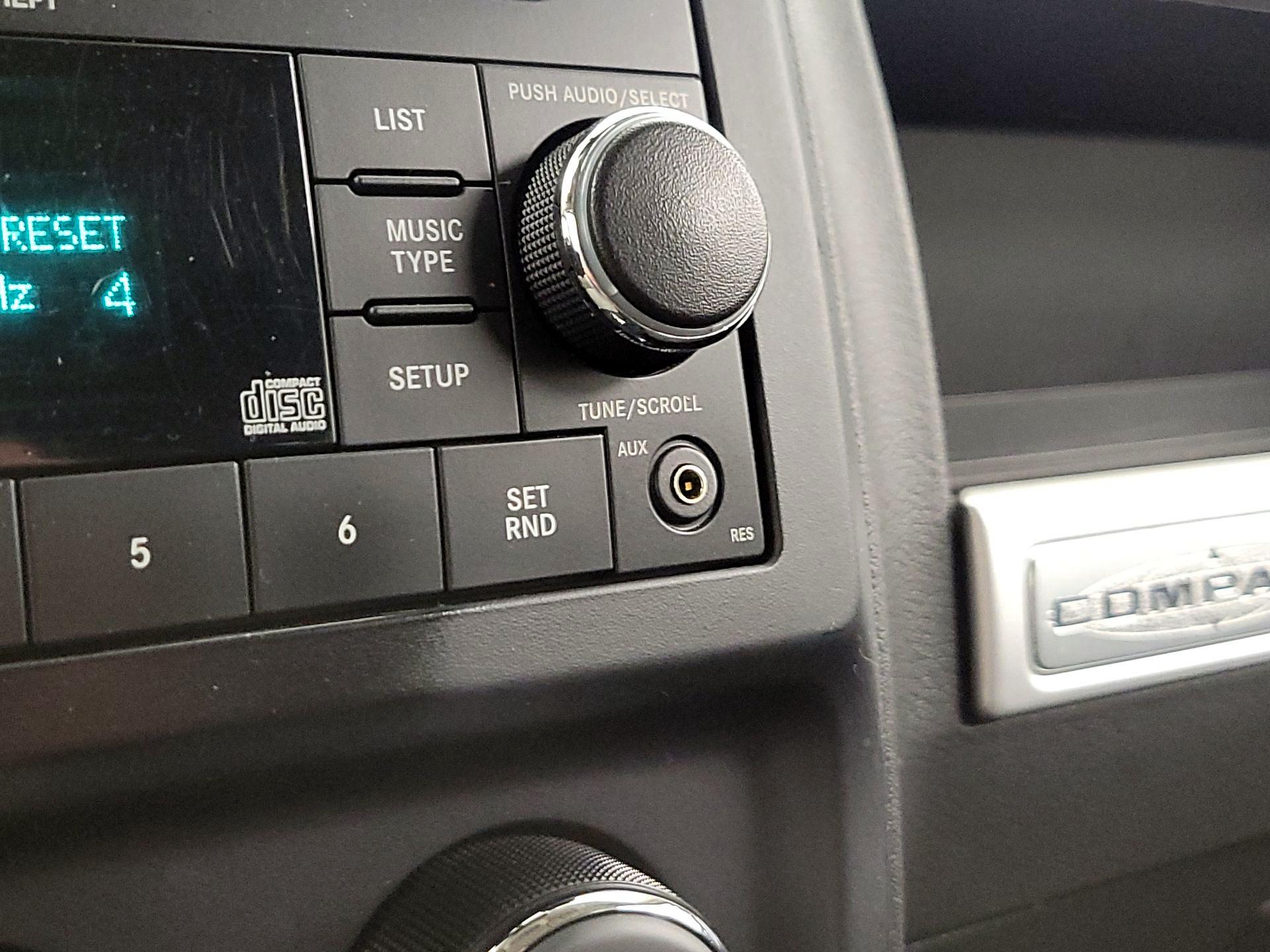 Thumbnail: 2014 Jeep Compass - 16