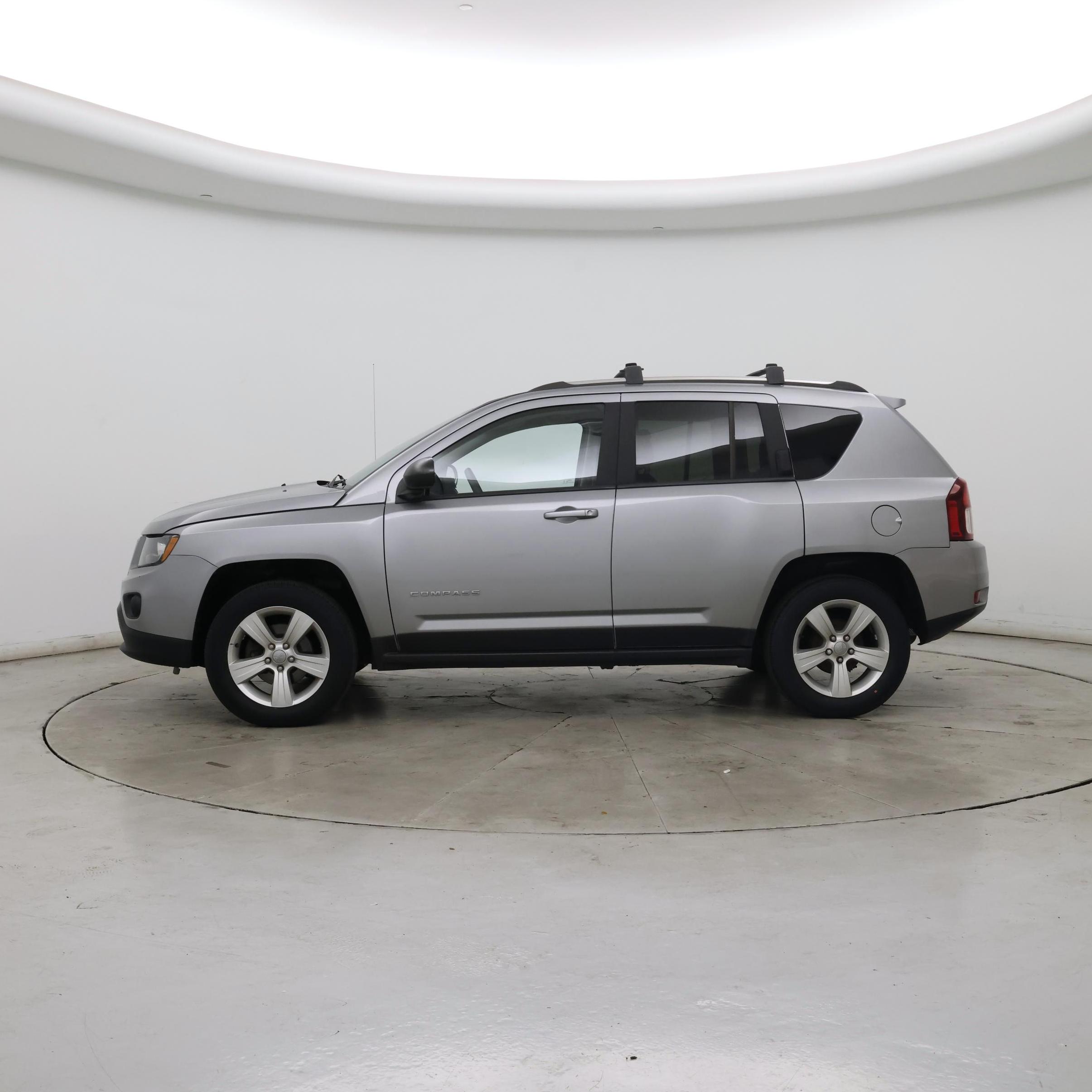 Thumbnail: 2014 Jeep Compass - 3
