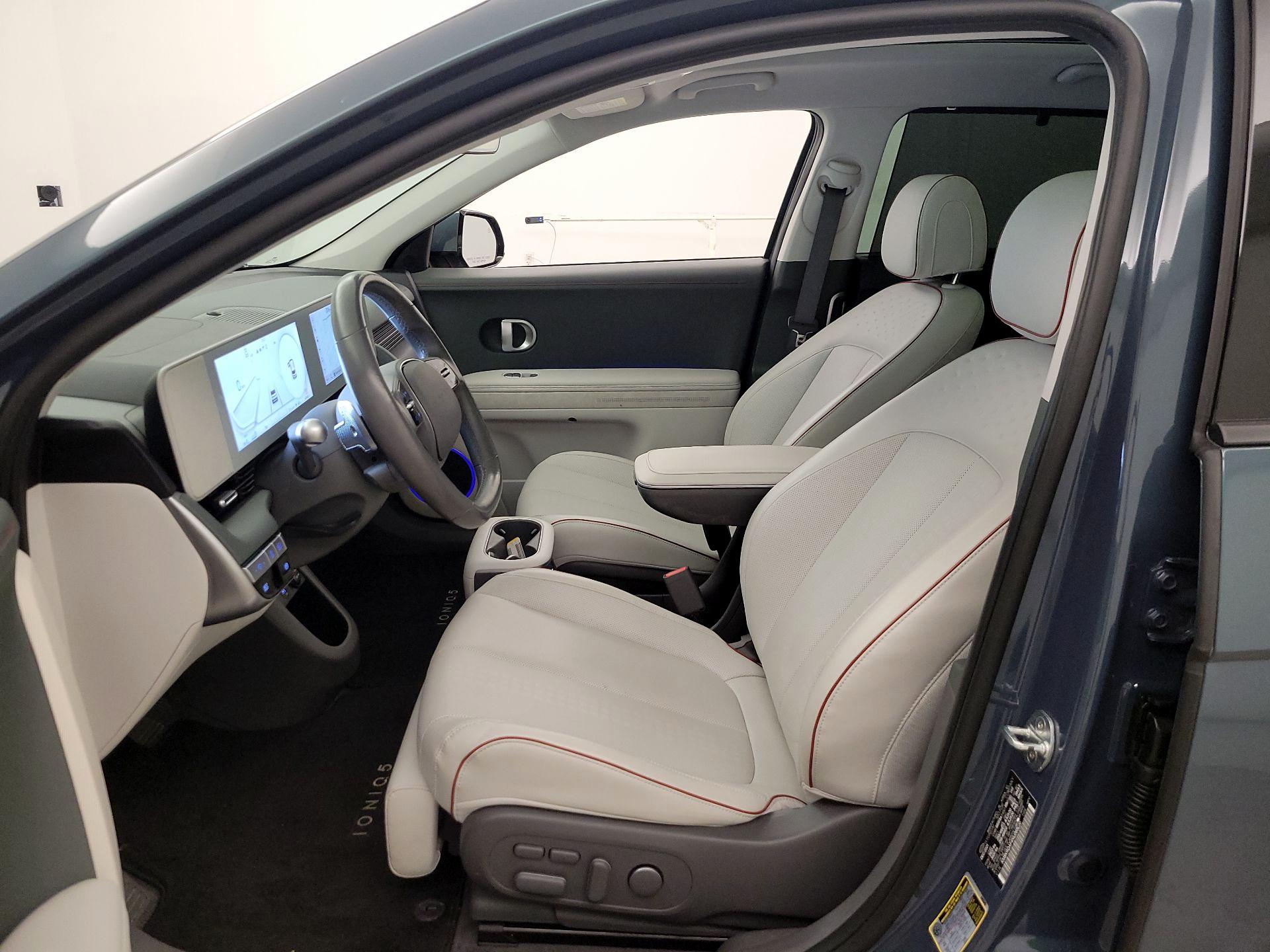Thumbnail: 2022 Hyundai Ioniq 5 - 11