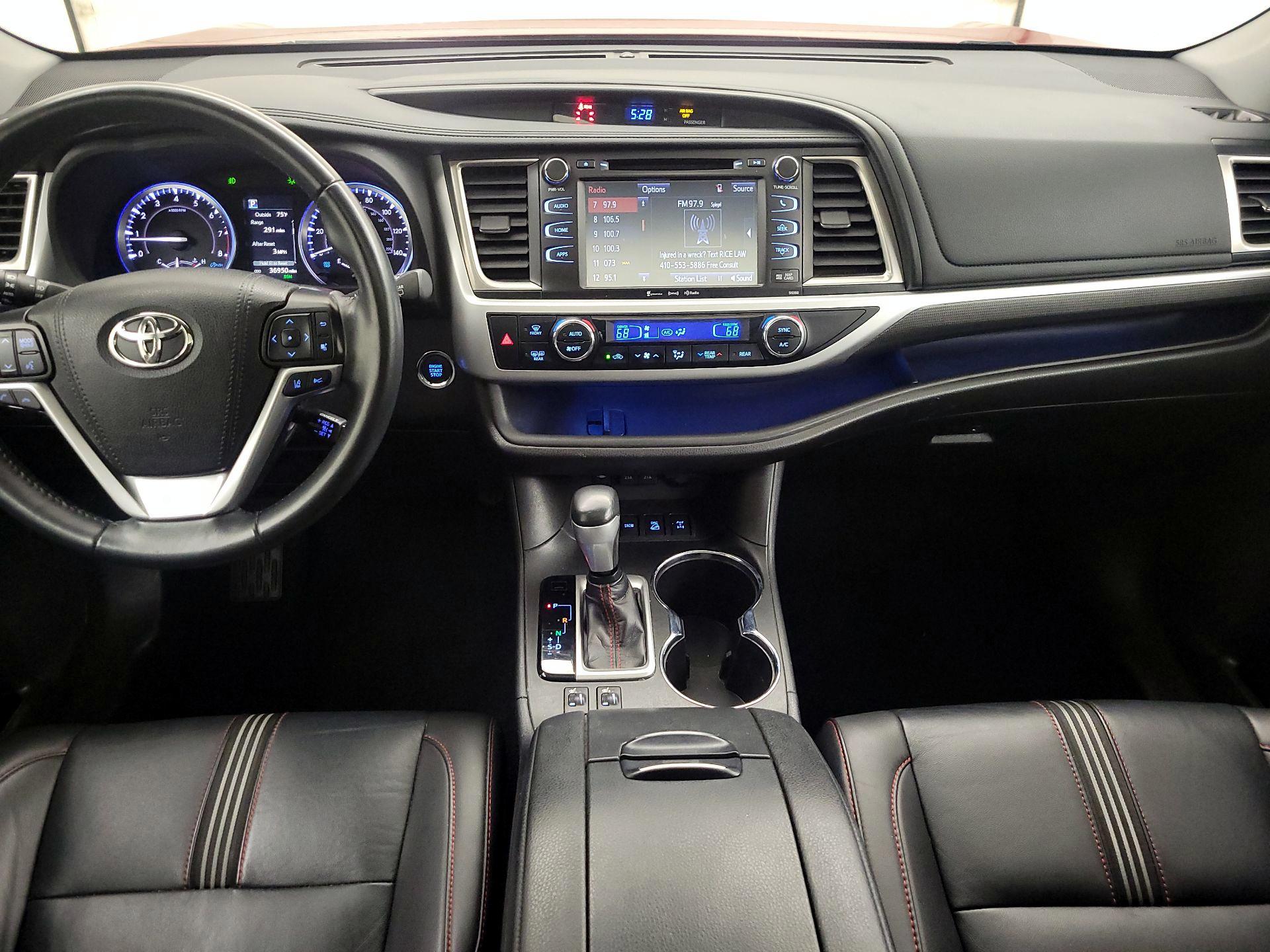 Thumbnail: 2019 Toyota Highlander - 9