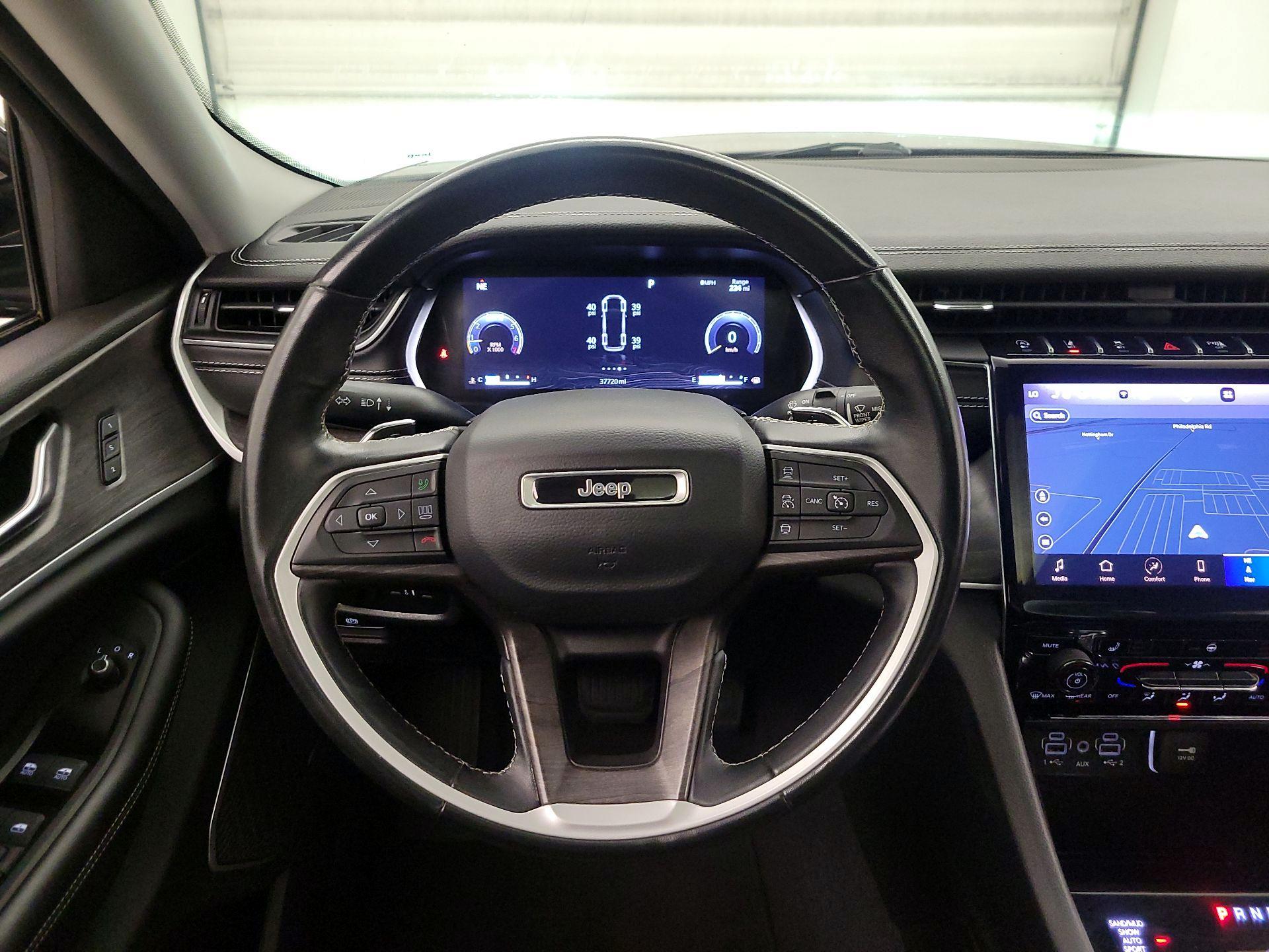 Thumbnail: 2022 Jeep Grand Cherokee L - 10