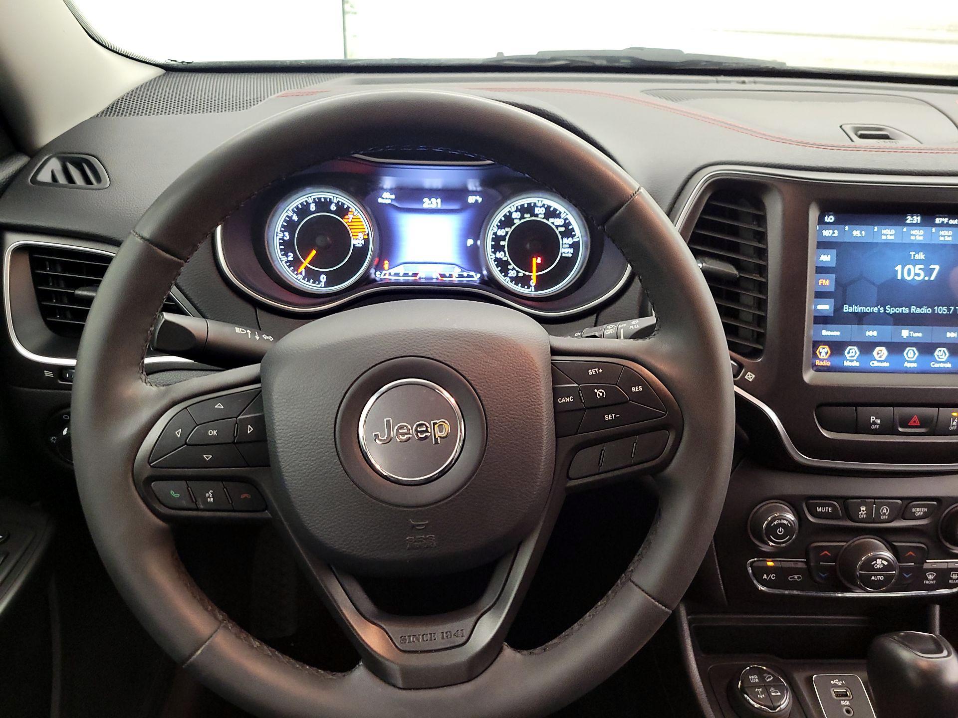 Thumbnail: 2021 Jeep Cherokee - 10