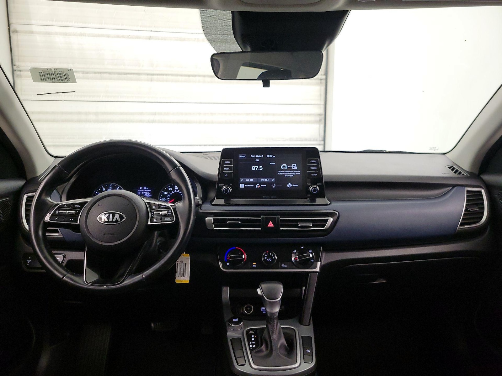Apple CarPlay® & Android Auto™