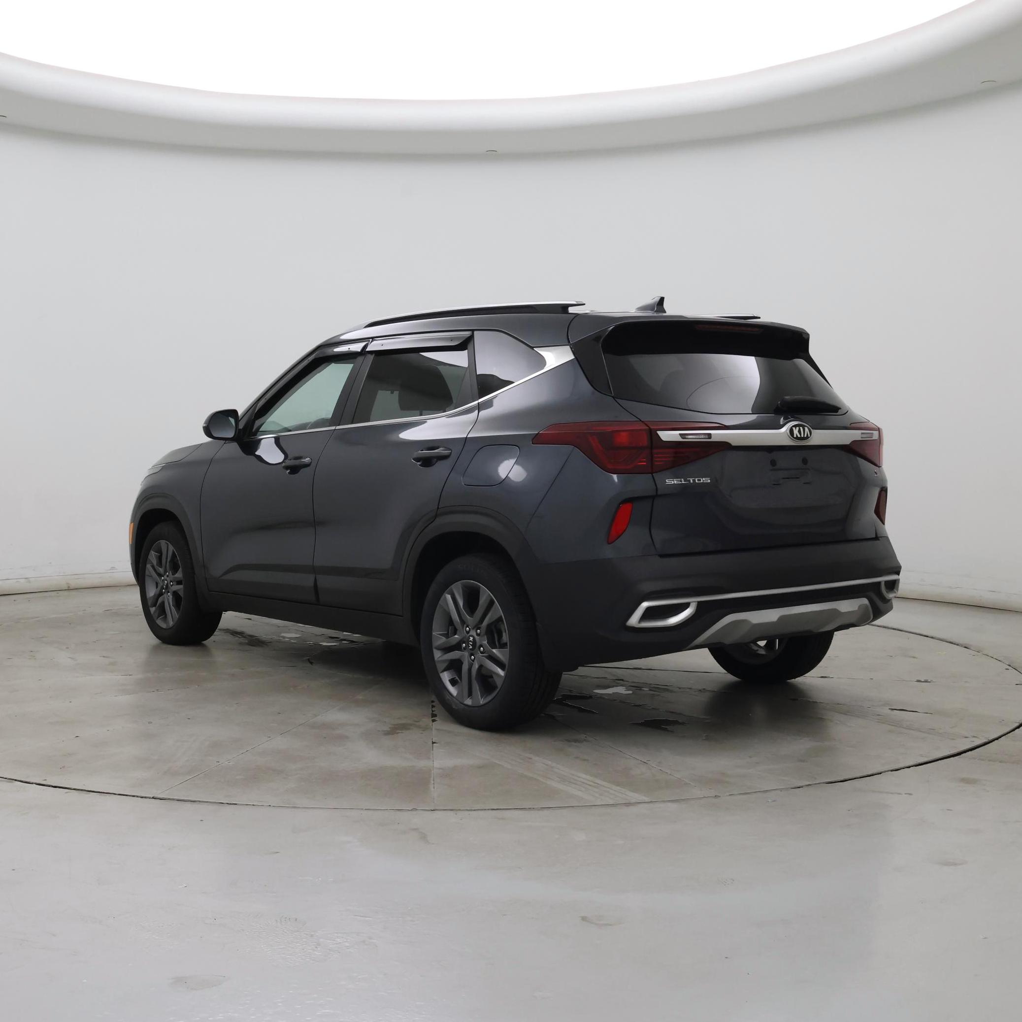Thumbnail: 2021 Kia Seltos - 2