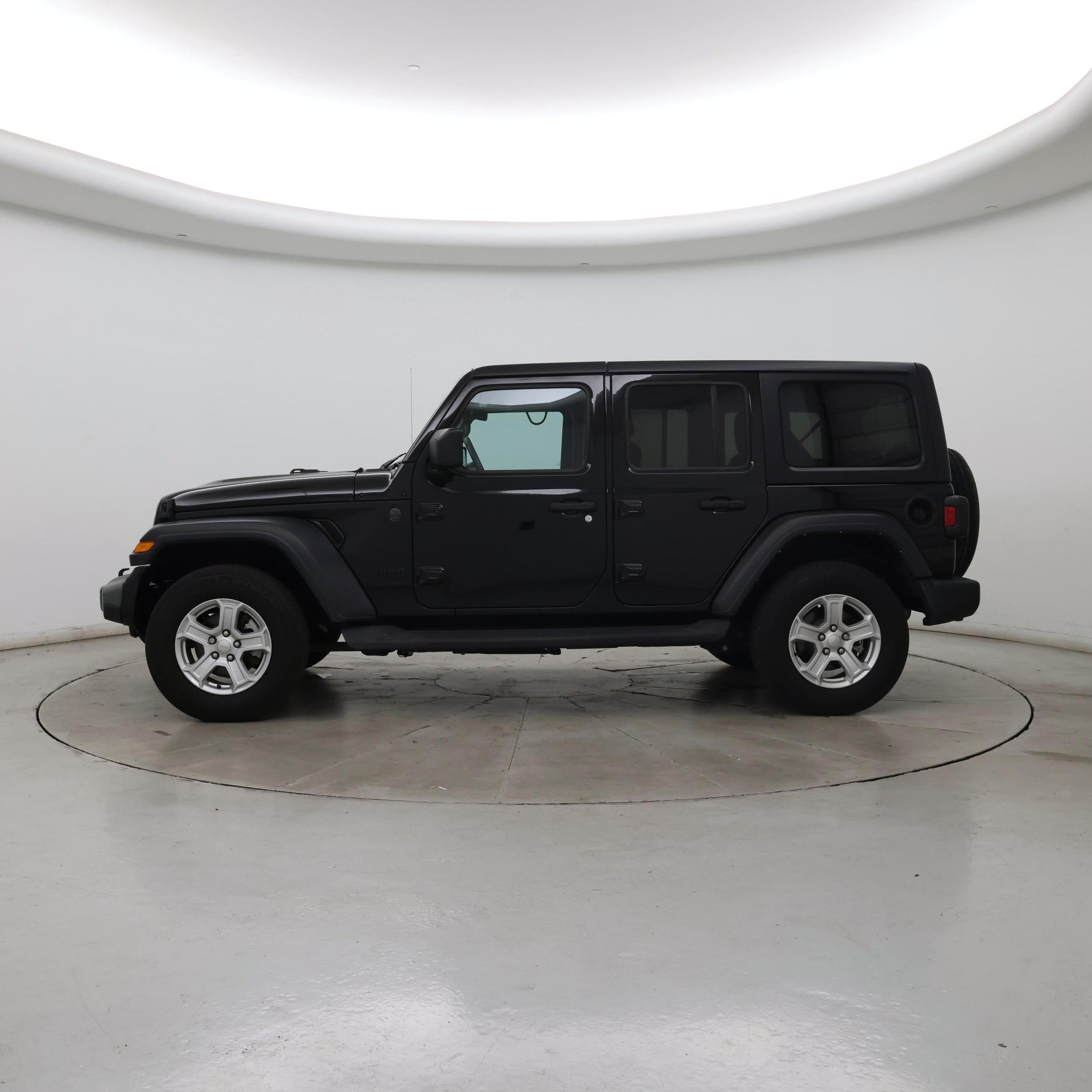 Thumbnail: 2023 Jeep Wrangler - 3