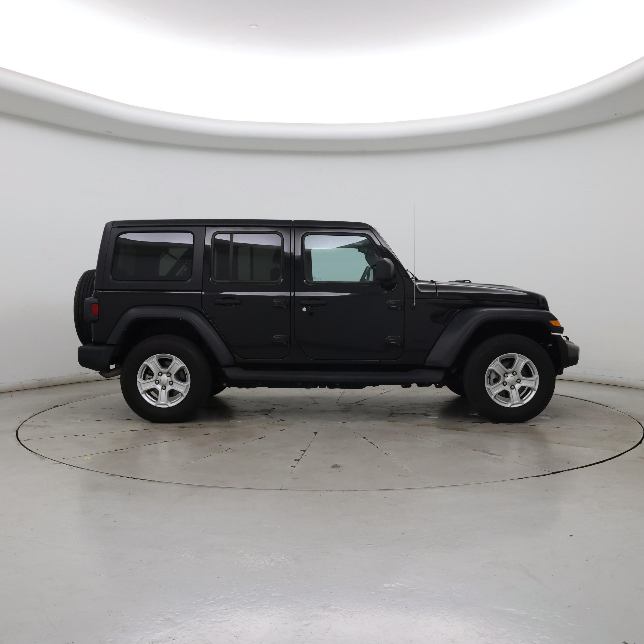 Thumbnail: 2023 Jeep Wrangler - 7