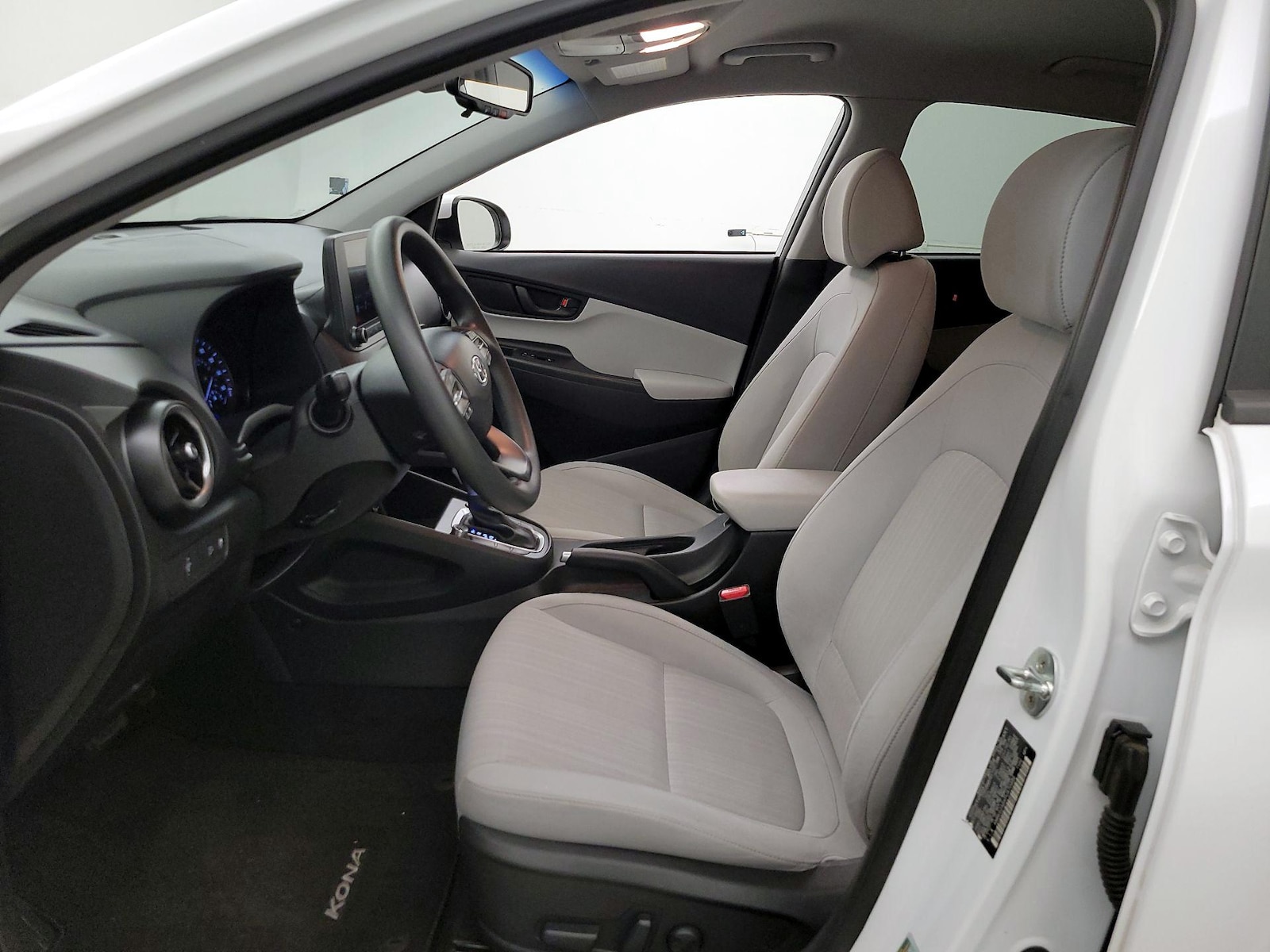 2023 Hyundai Kona SEL - Photo 12