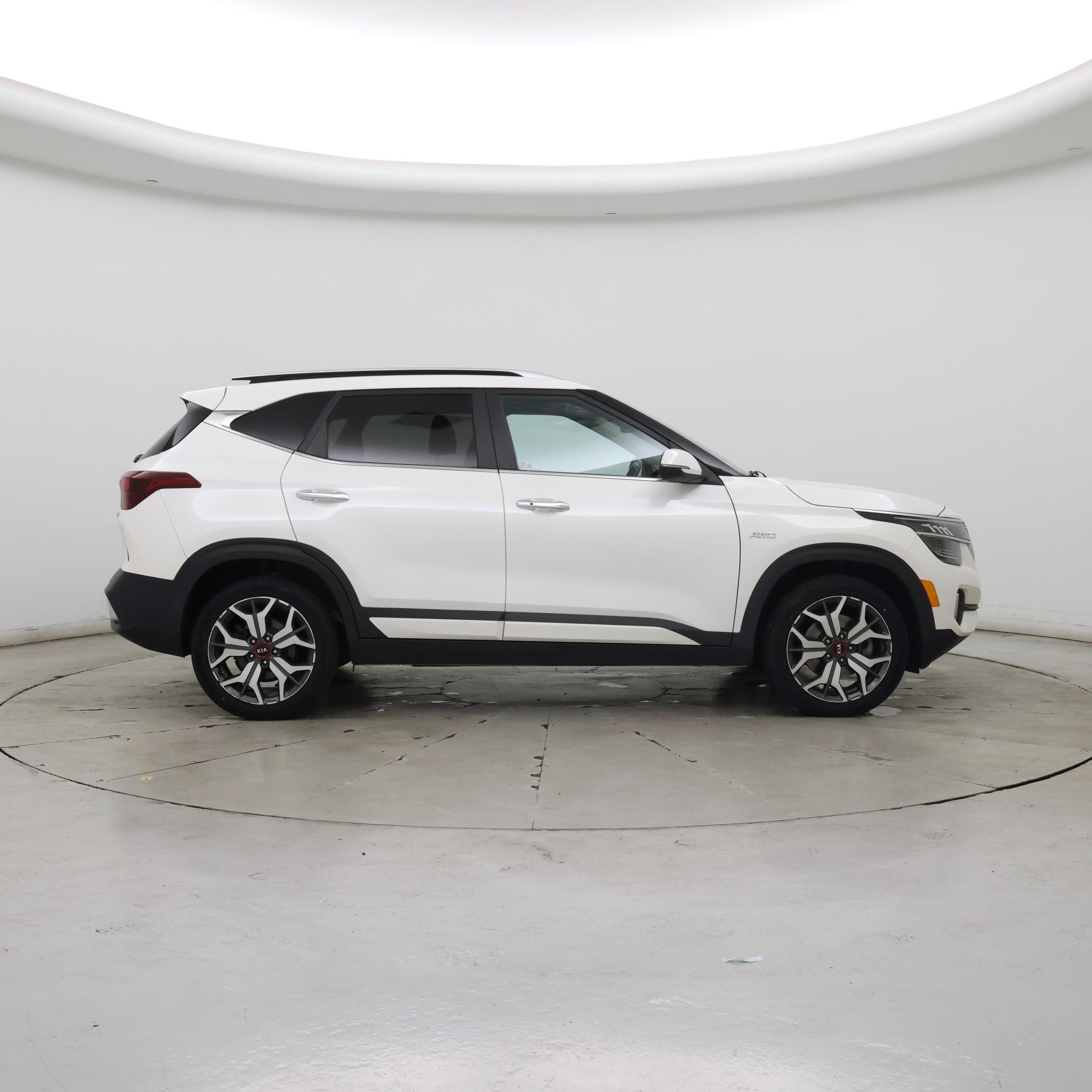 Thumbnail: 2021 Kia Seltos - 7