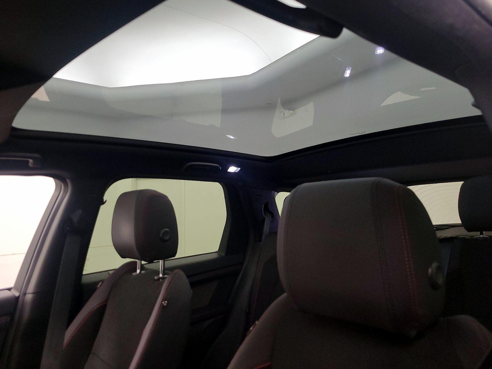 Skylight(s) & Overhead Airbags