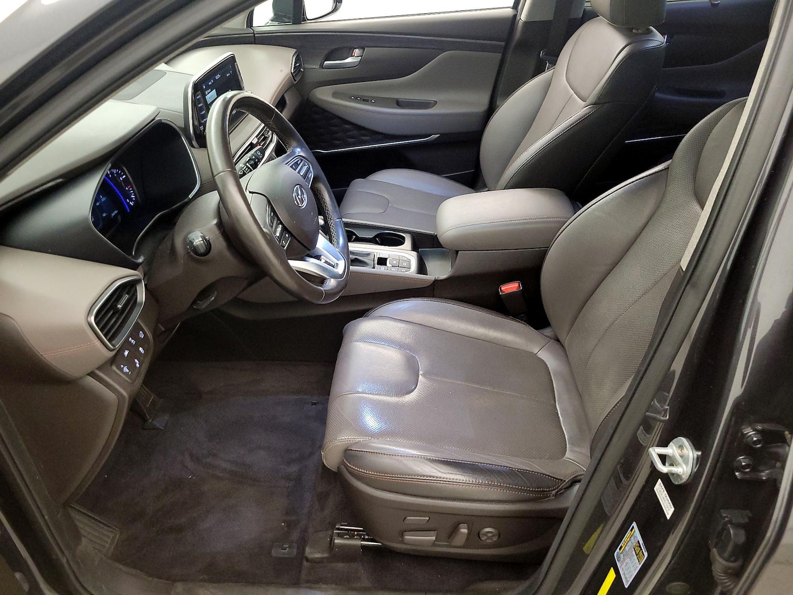 2020 Hyundai Santa Fe Limited - Photo 12