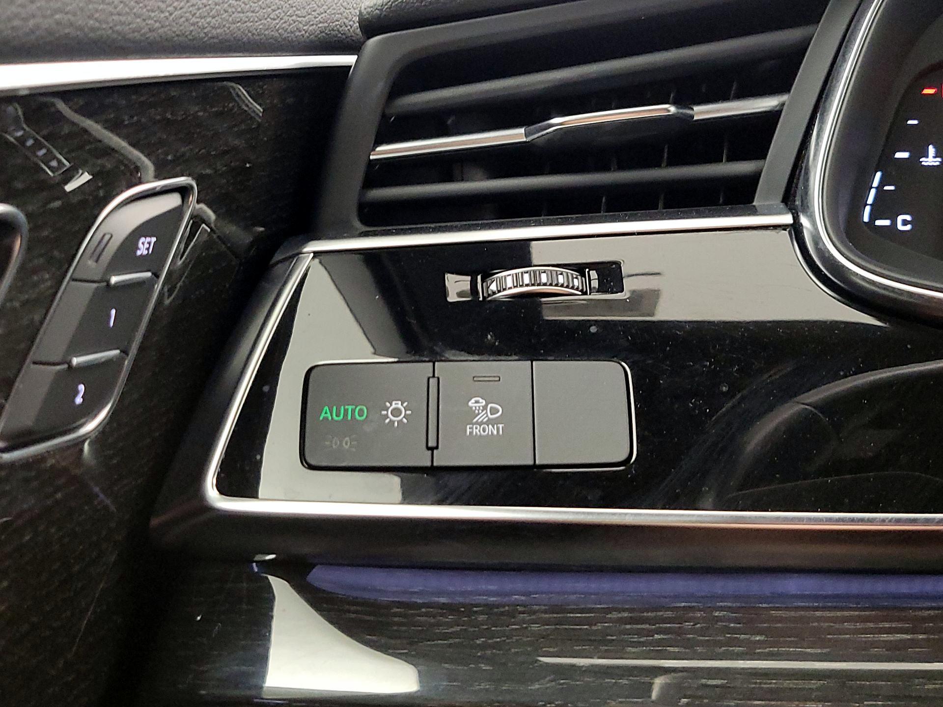 Thumbnail: 2021 Audi Q7 - 13