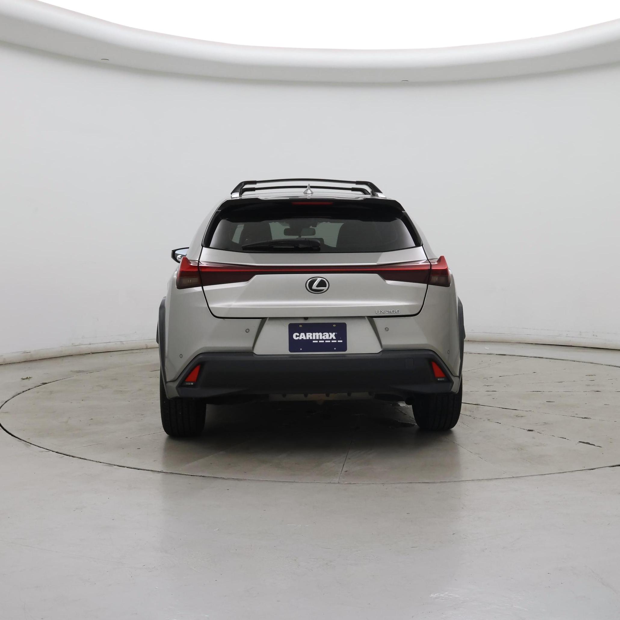 Thumbnail: 2022 Lexus UX - 6
