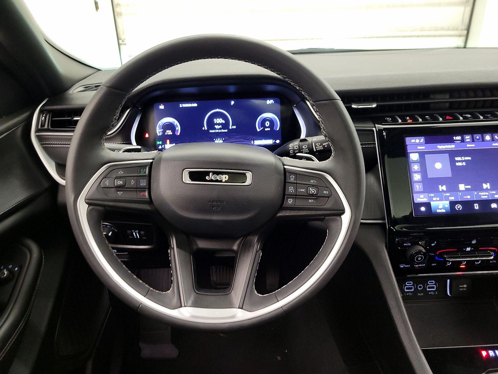 Thumbnail: 2024 Jeep Grand Cherokee - 10