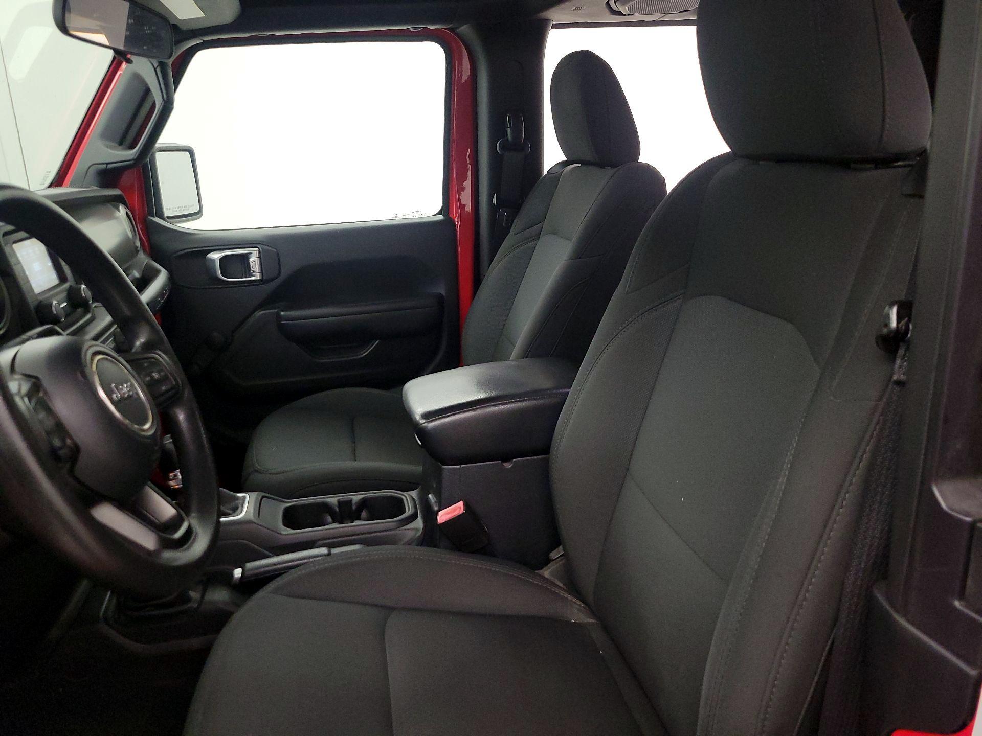Thumbnail: 2018 Jeep Wrangler - 11