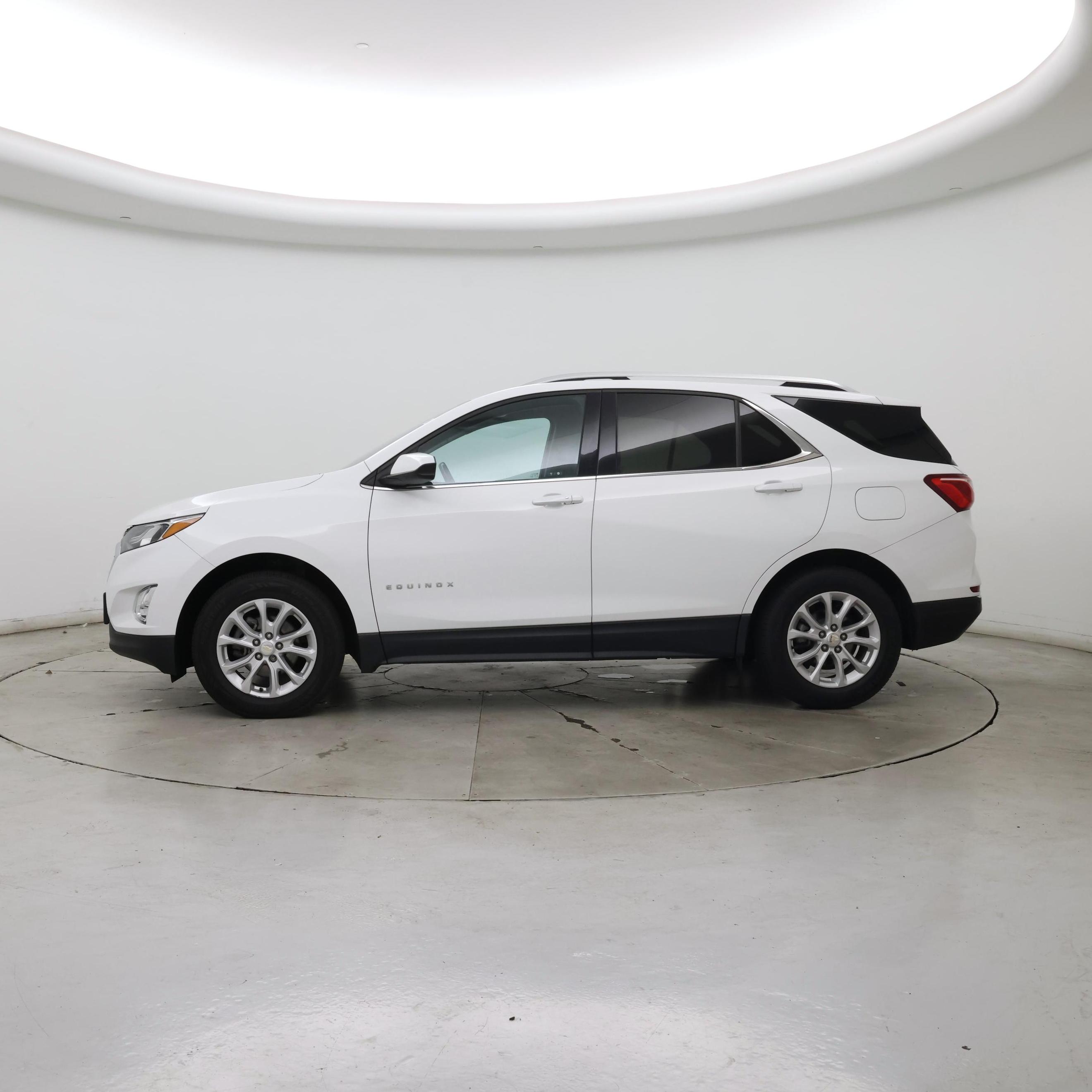 Thumbnail: 2020 Chevrolet Equinox - 3